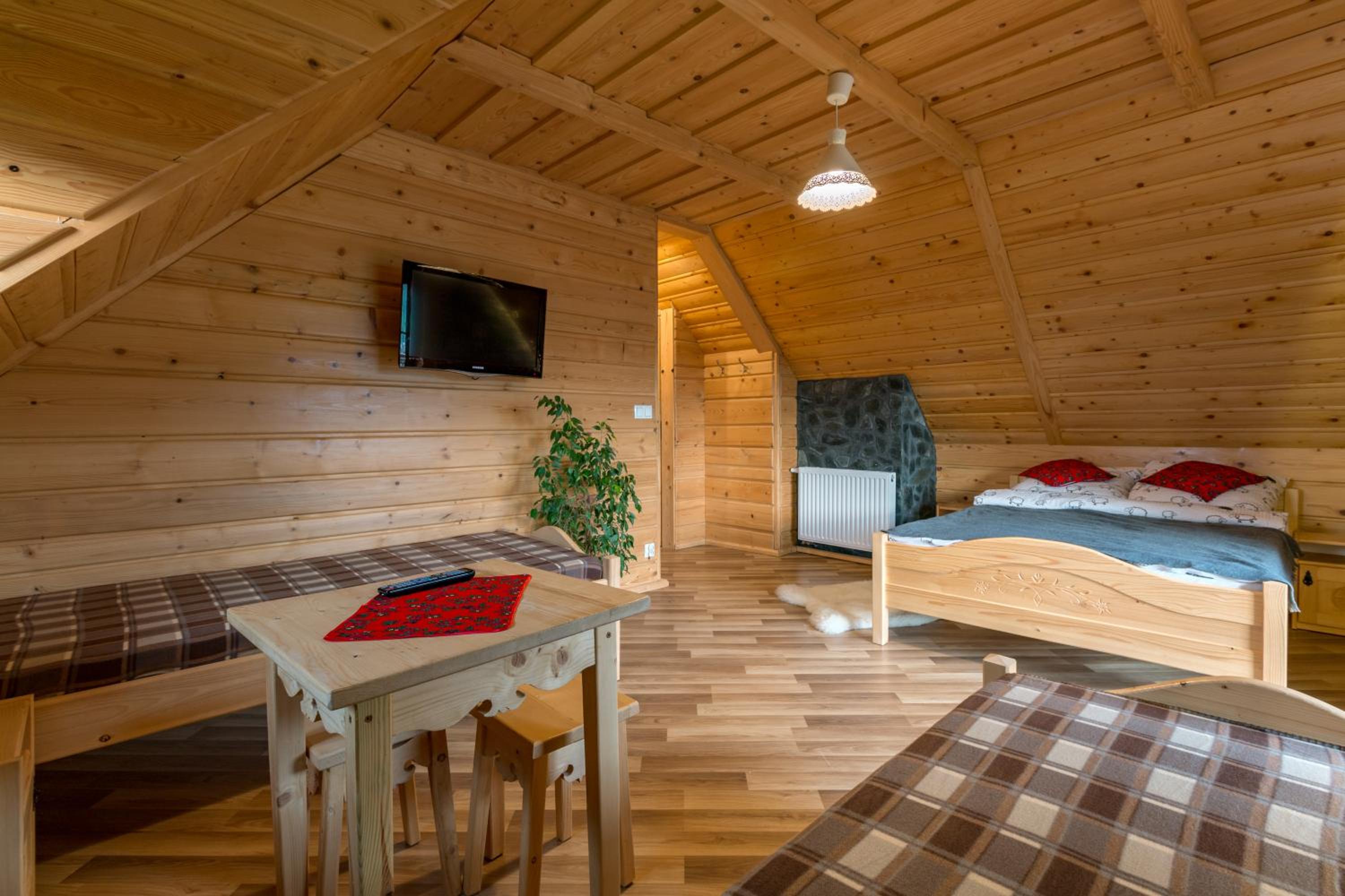 Quadruple Room with Balcony photo 2