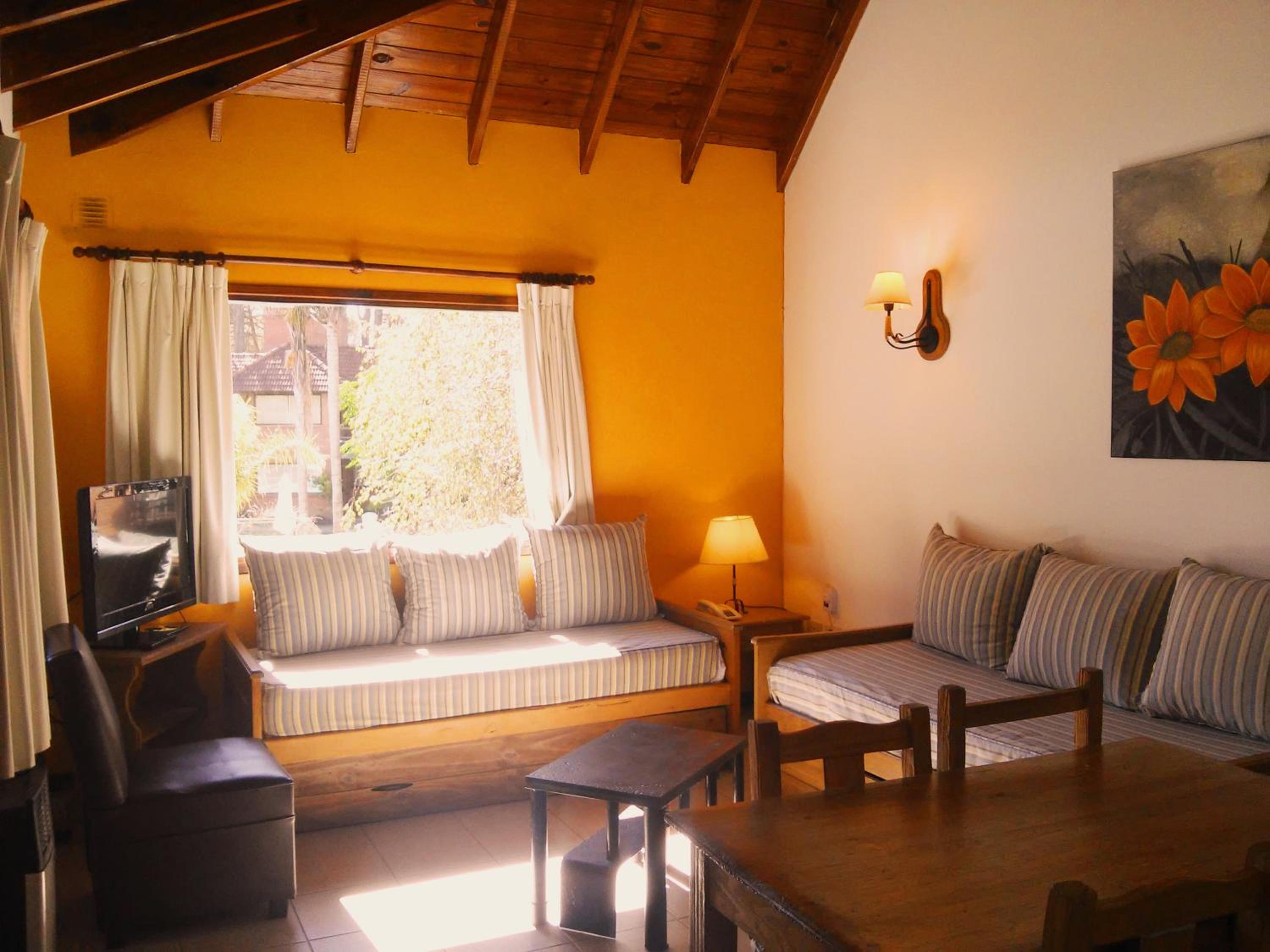 One-Bedroom Apartment (2 Adults) photo 2