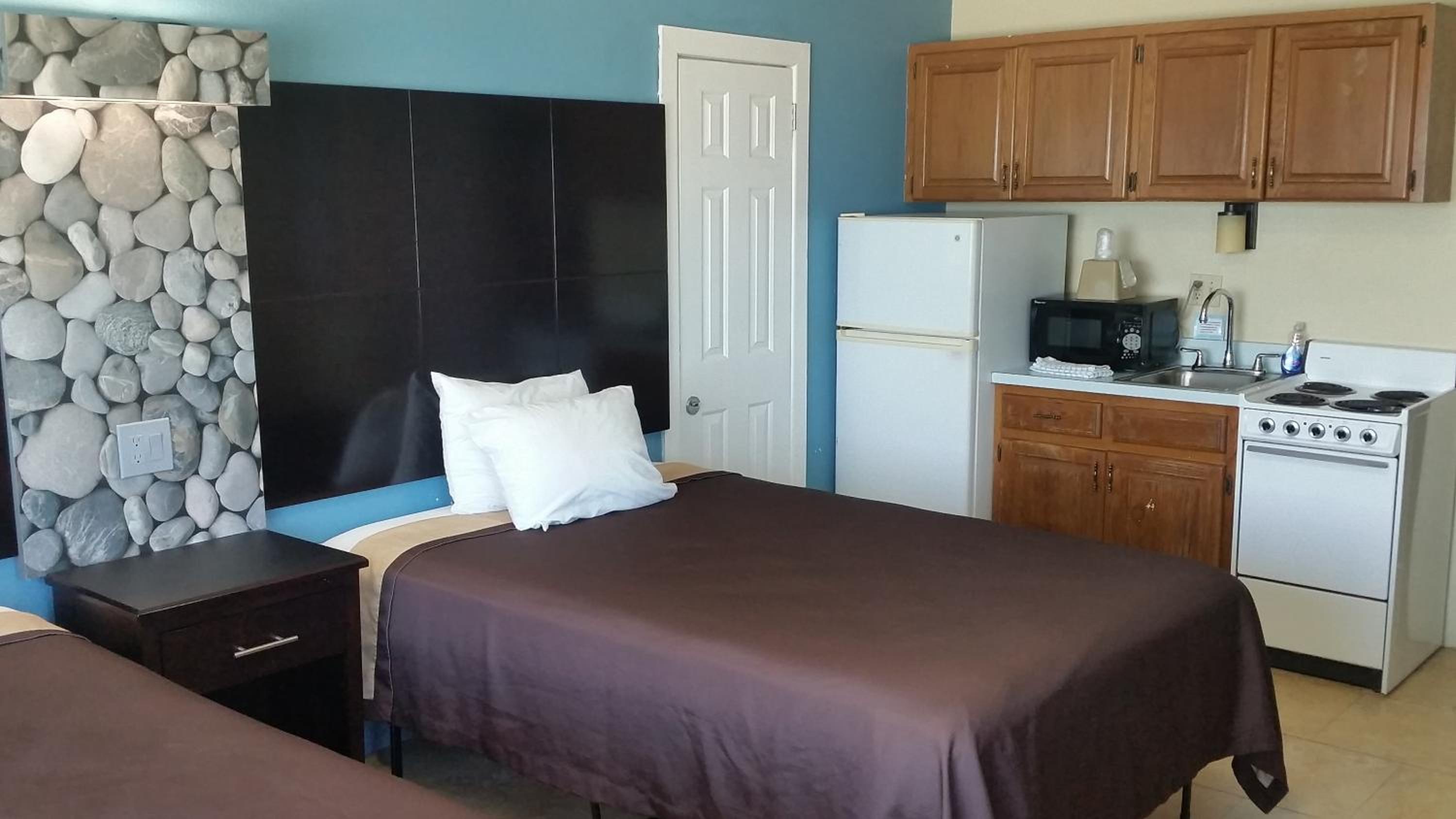Double Room with Balcony or Patio and Kitchen - Ocean Front - Photo 34