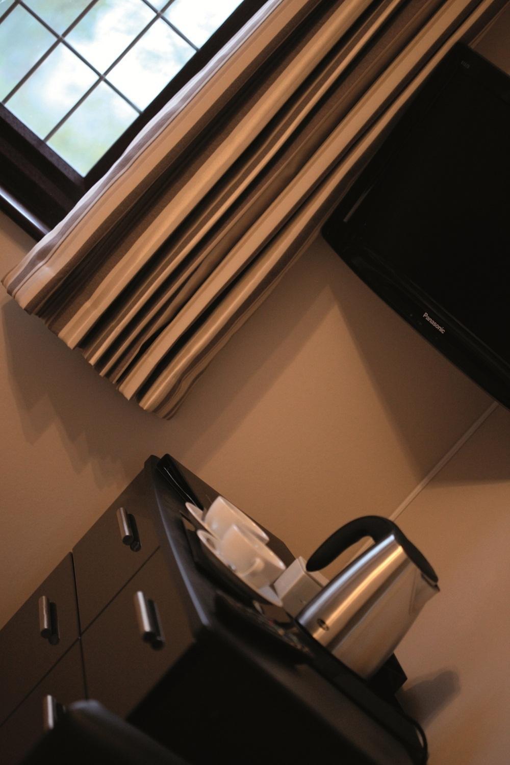Double or Twin Room with Bath photo 2