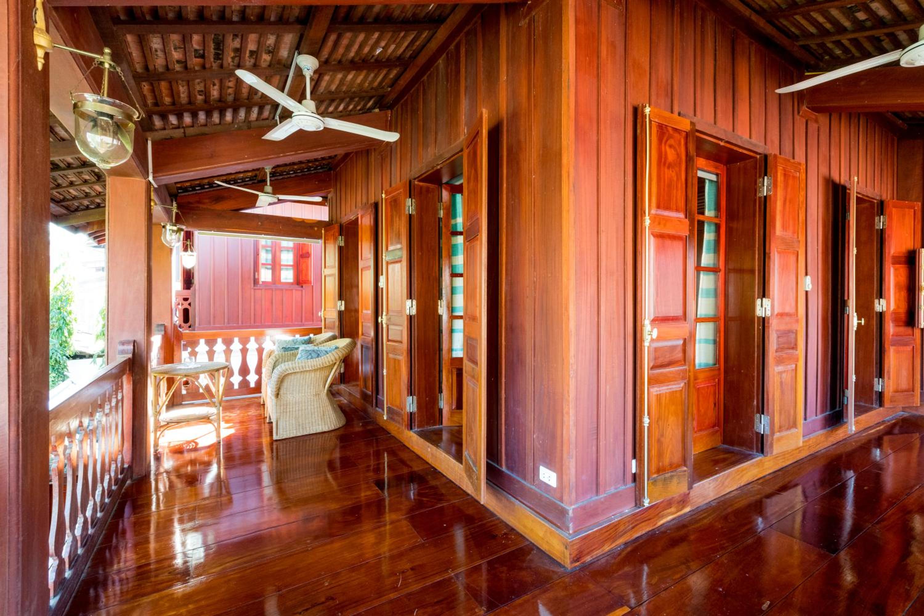 Superior Suite Side View – Double photo 3