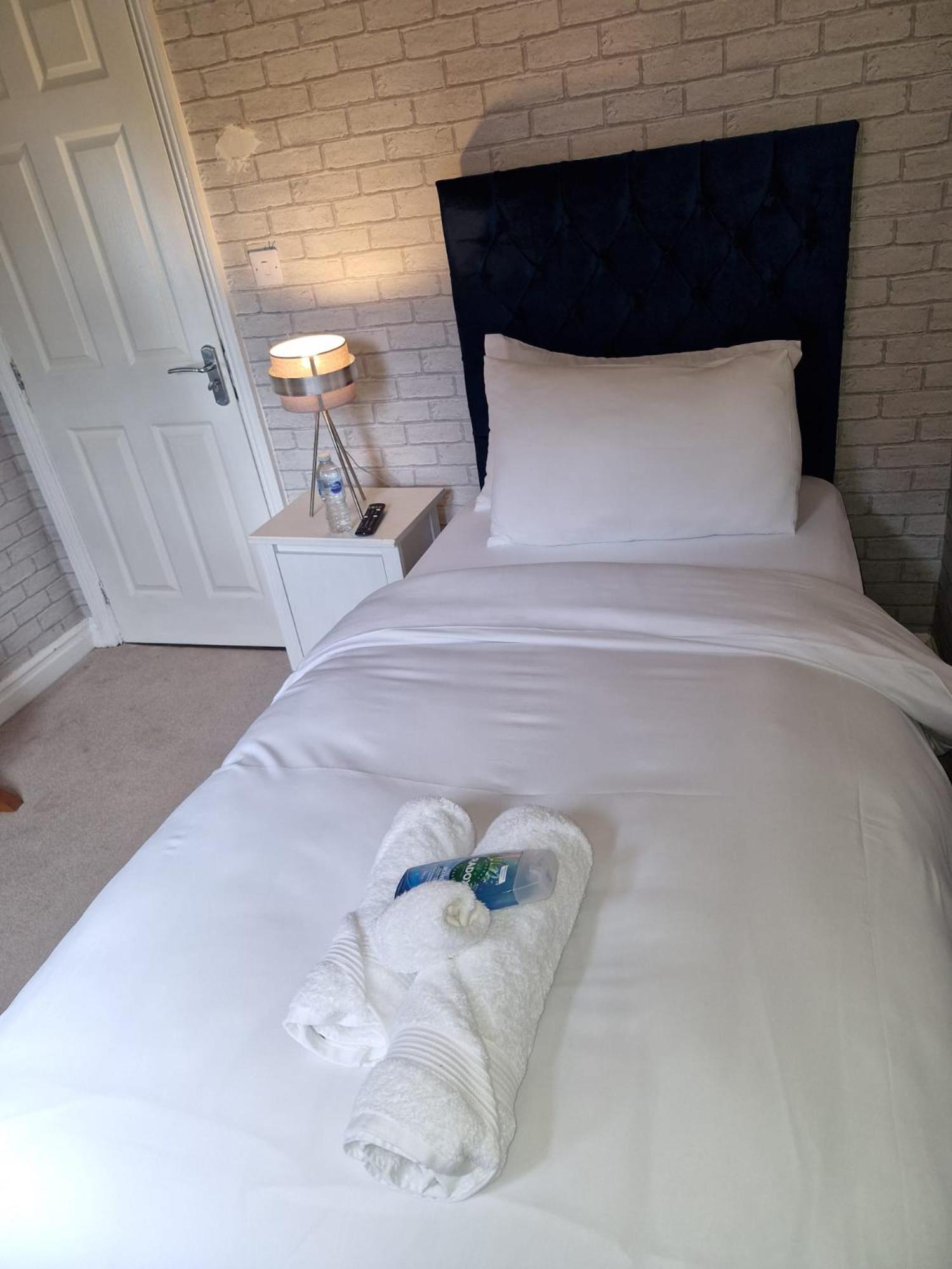 Budget Single Room