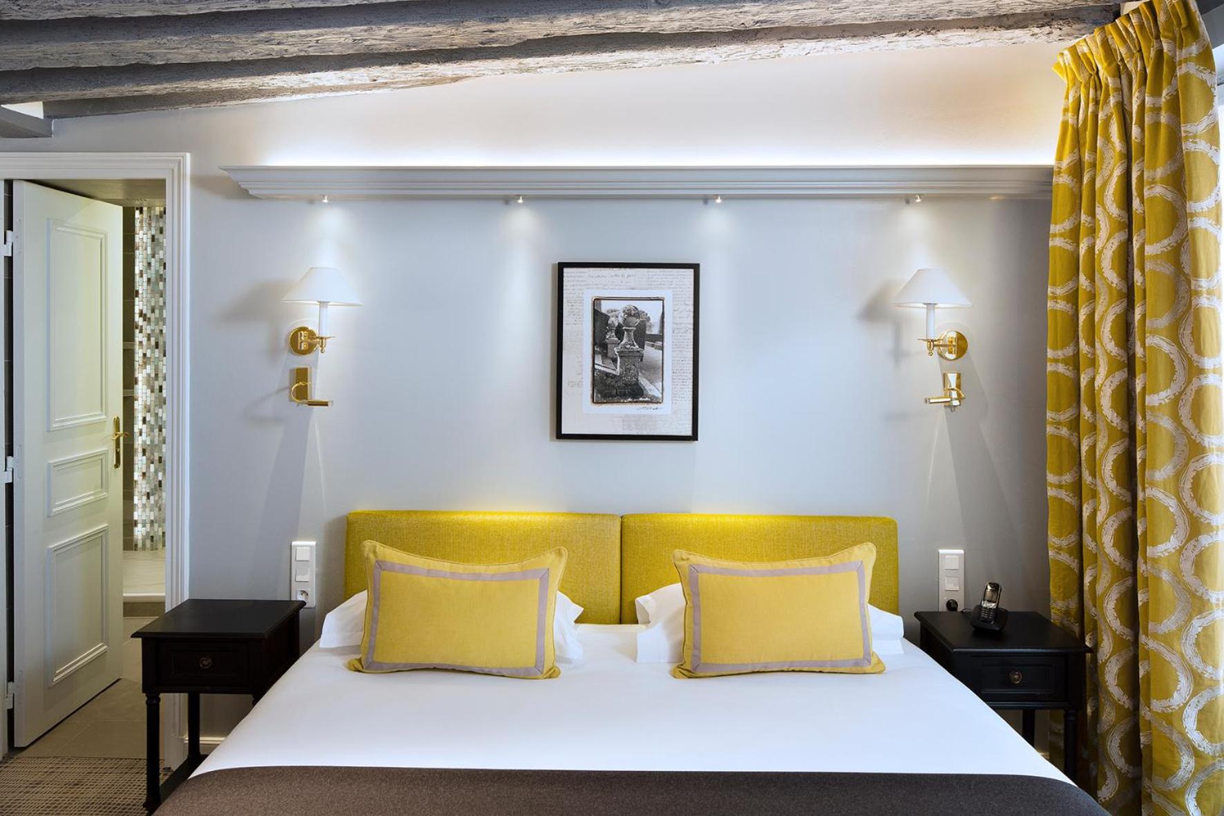 Deluxe Double or Twin Room photo 2