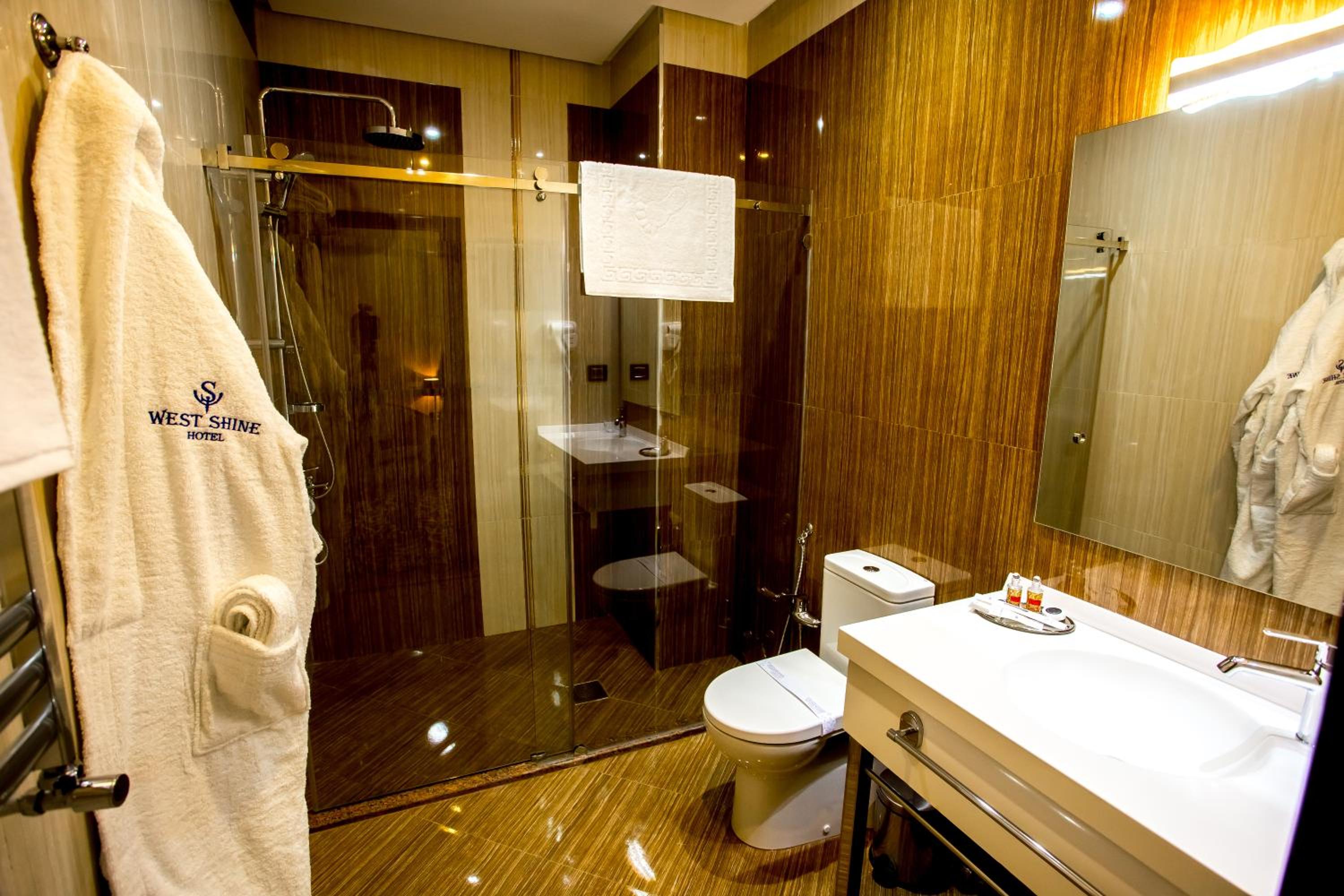 Deluxe Quadruple Room photo 3