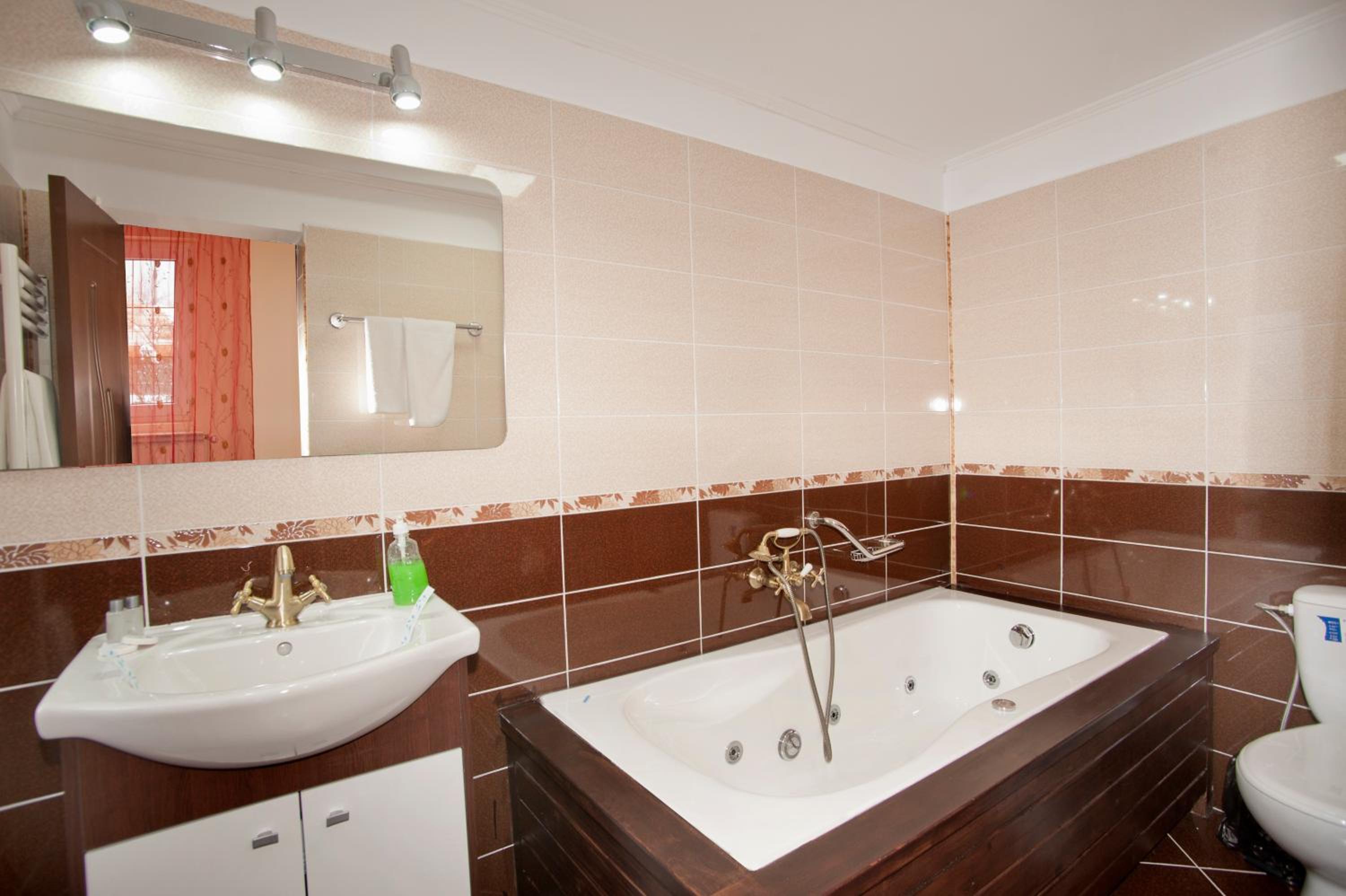 Deluxe Double Room - Photo 3