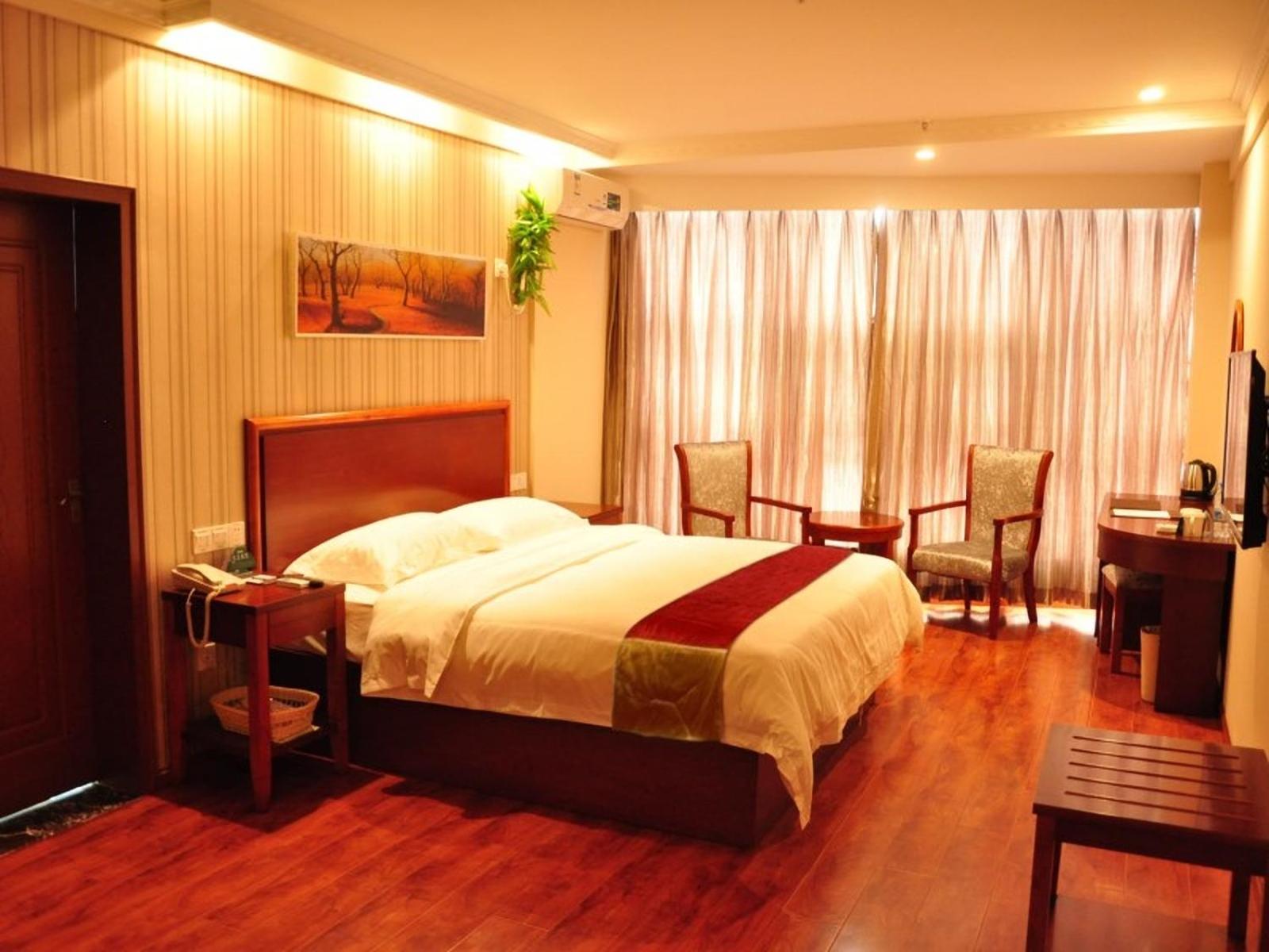 Mainland Chinese Citizens - Business Double Room photo 3