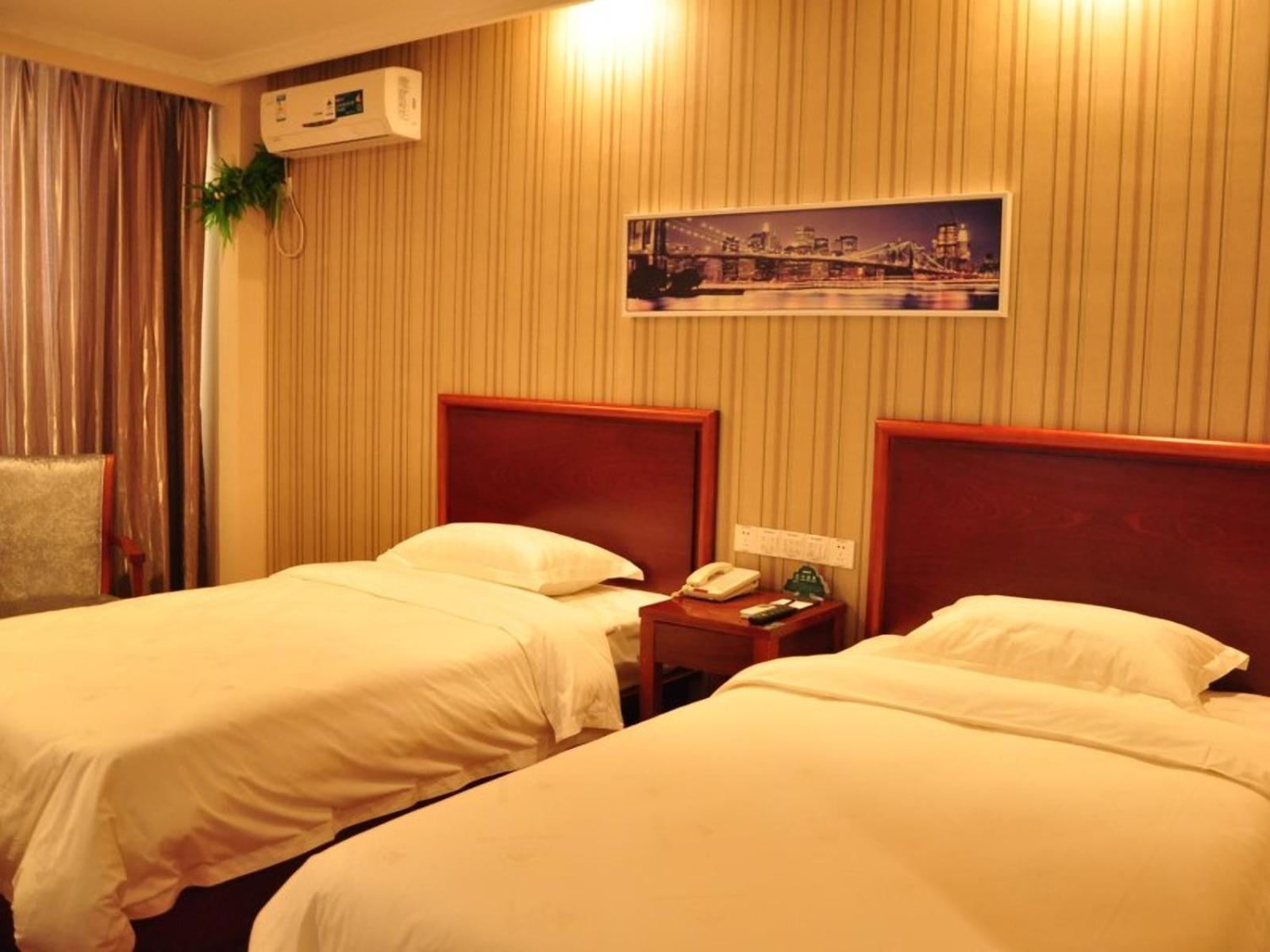 Mainland Chinese Citizens - Standard Twin Room photo 2