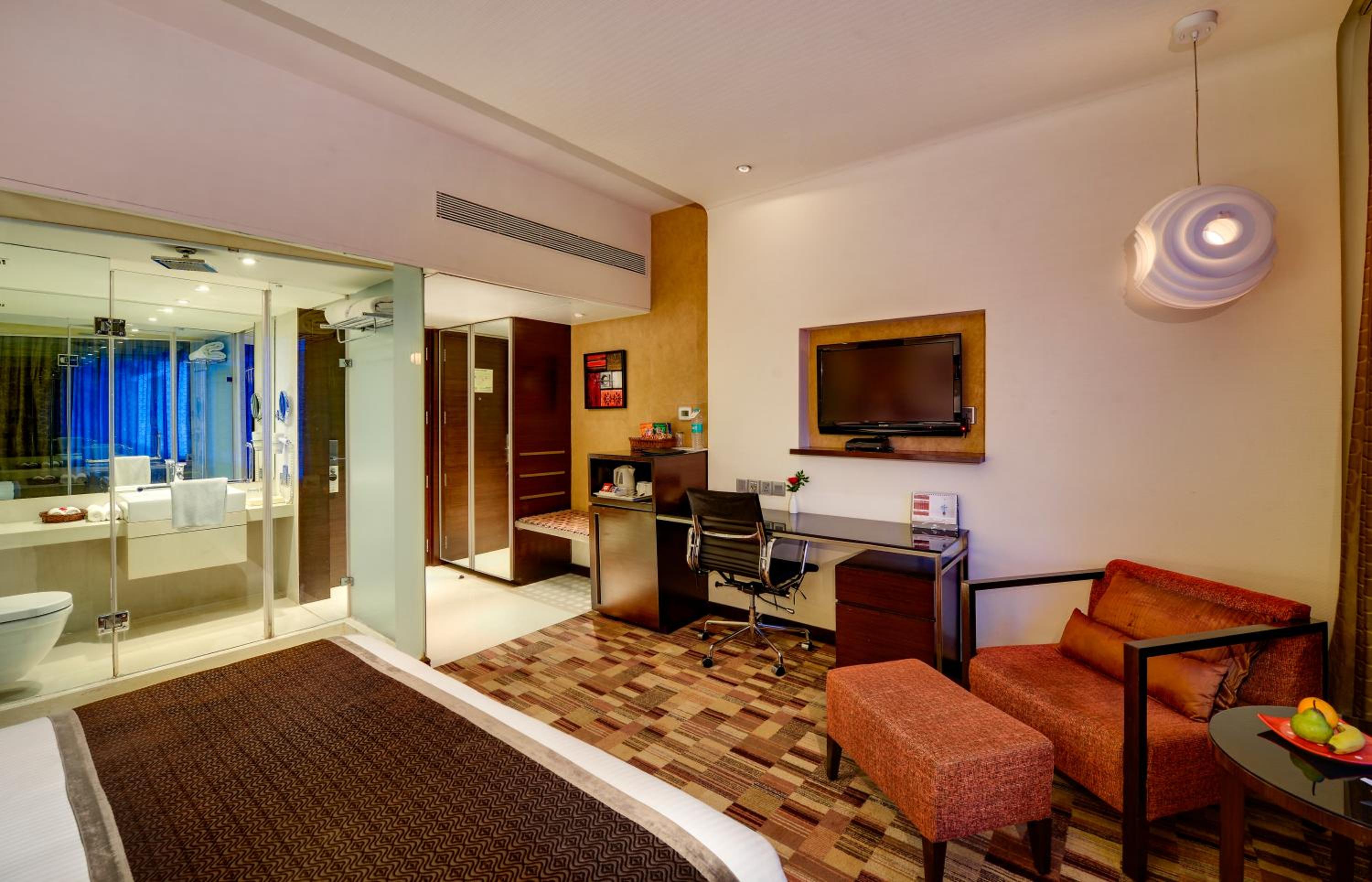 Premium King Room  photo 2