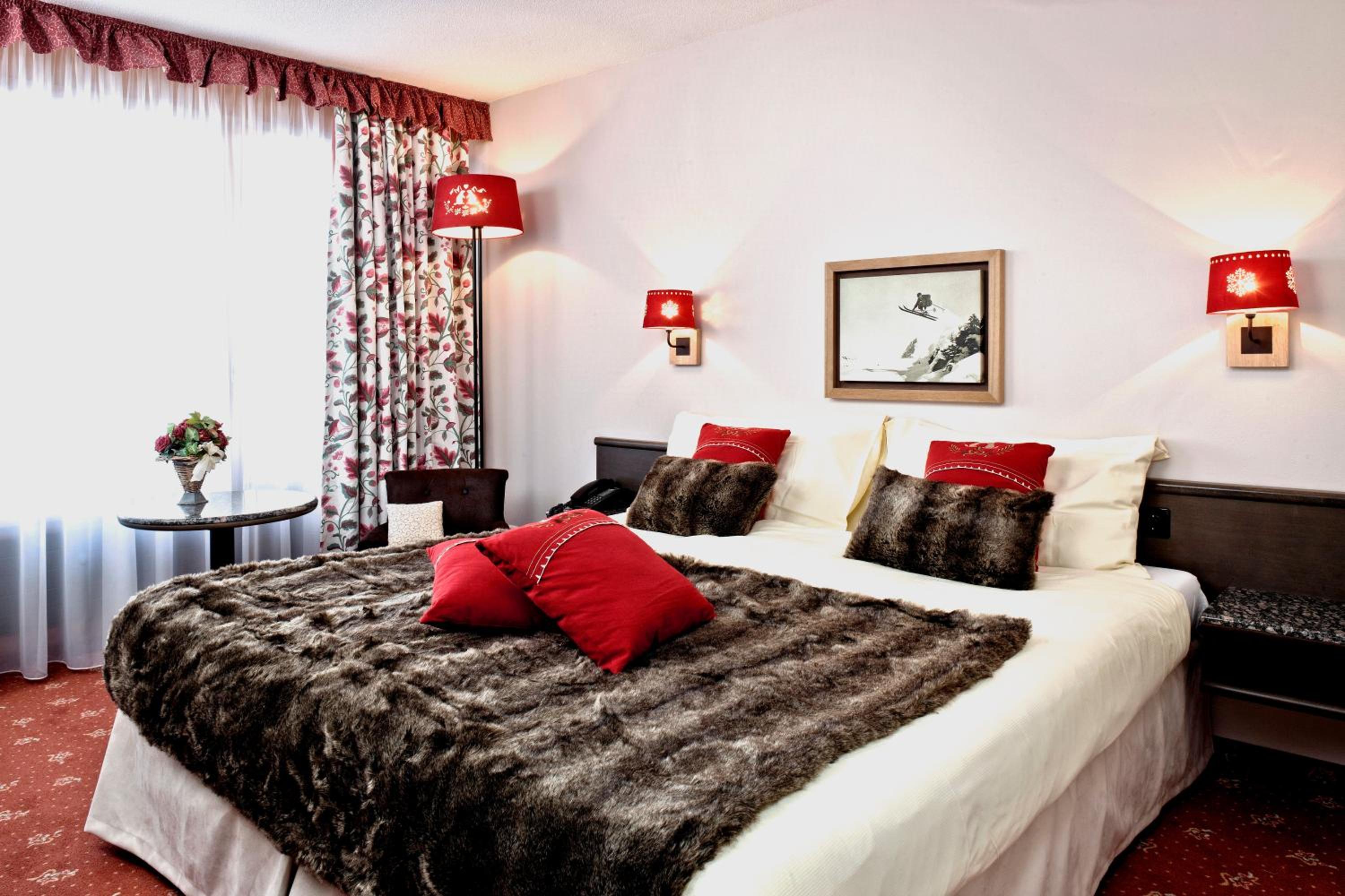 Double or Twin Room with Balcony
