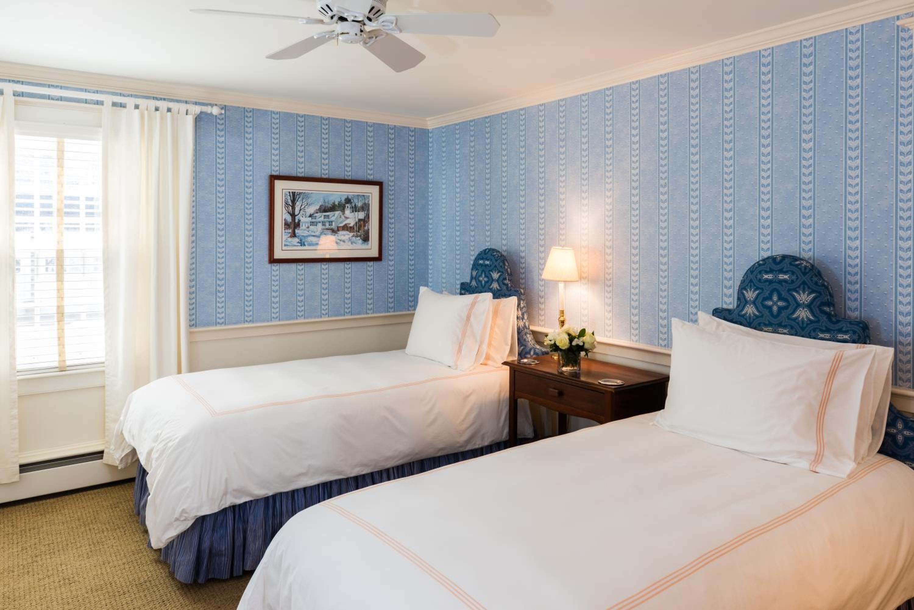 Standard King Room photo 3
