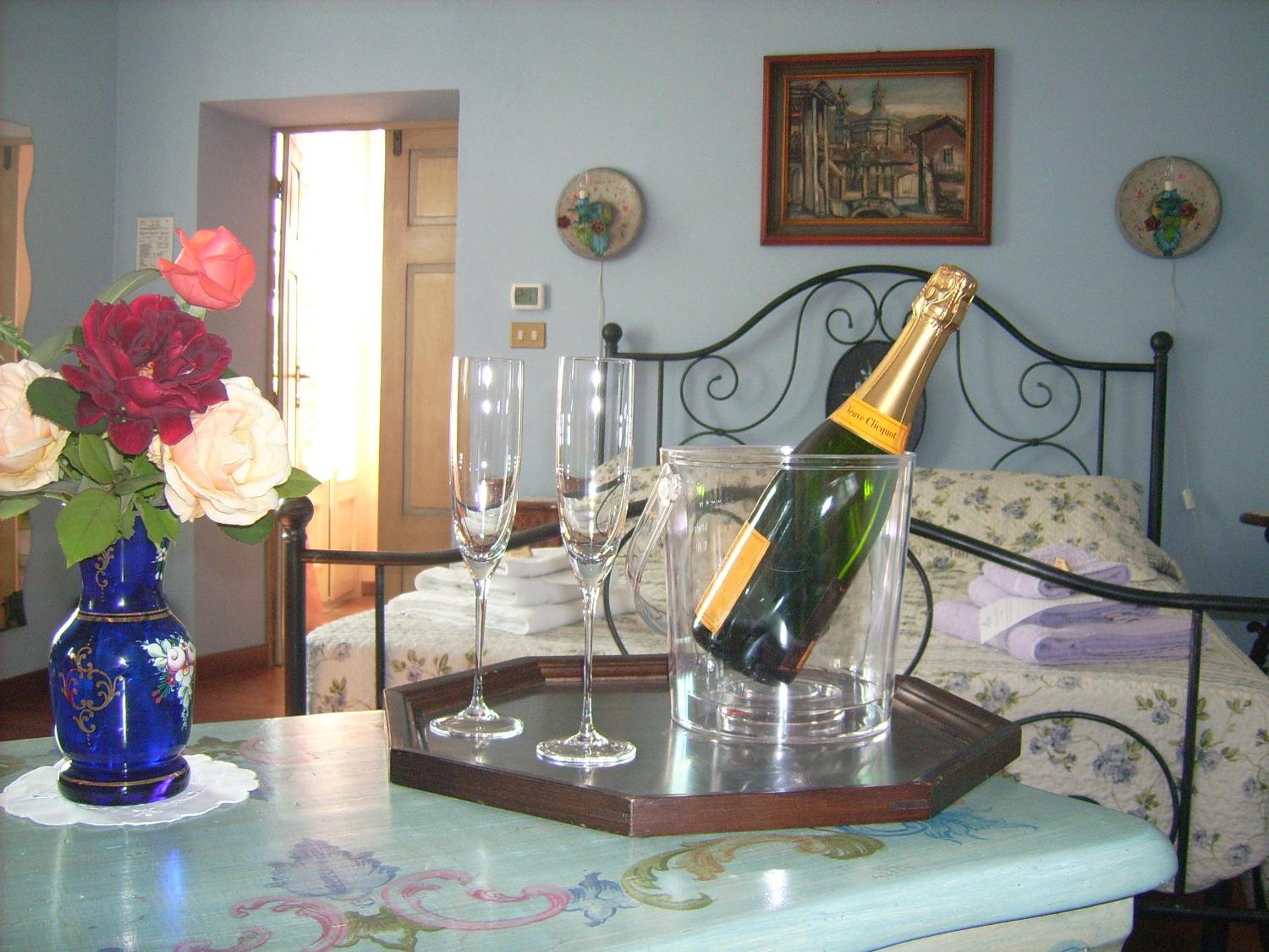 Large Double Room photo 1