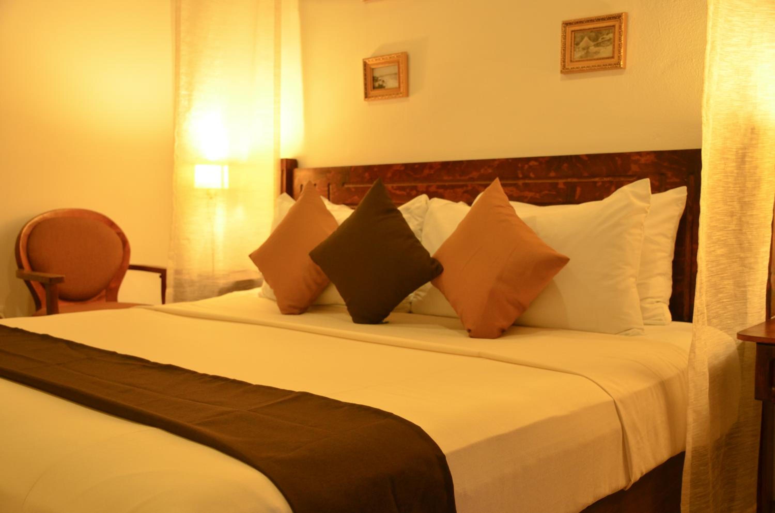 Double Room with Garden View - Photo 5