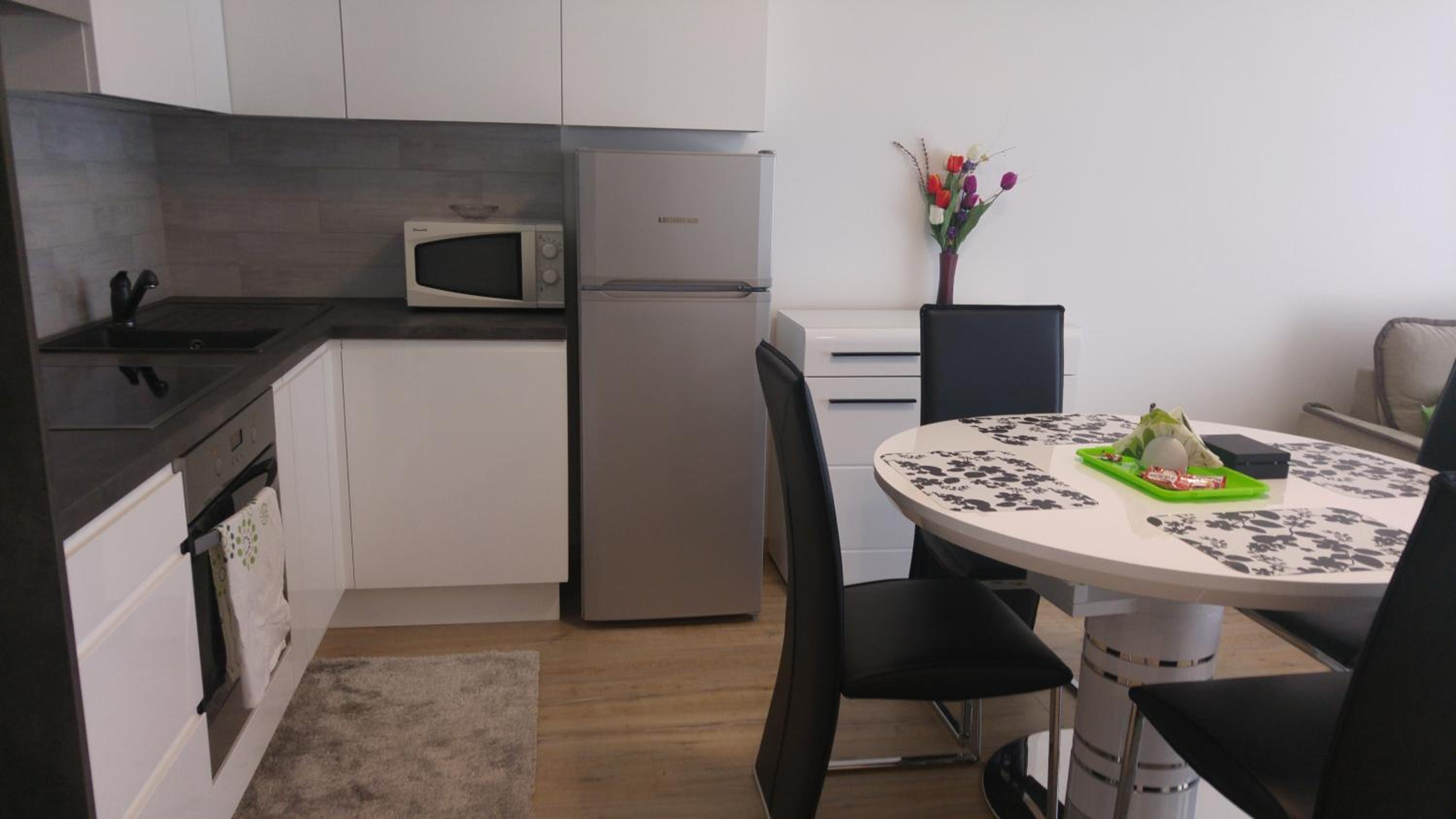 Apartment - Photo 28