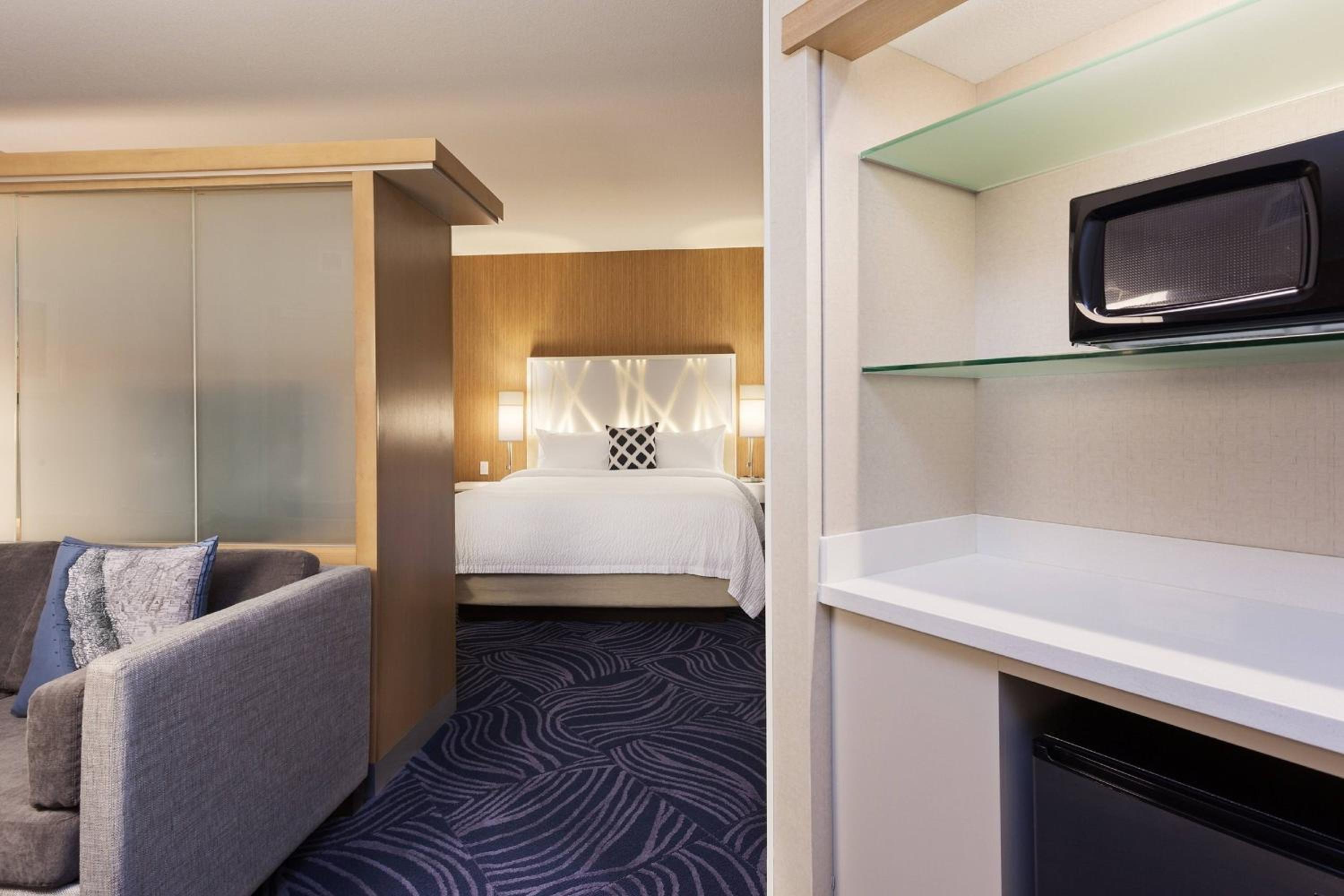 One-Bedroom King Suite with Trundle Sofa - Hearing Accessible