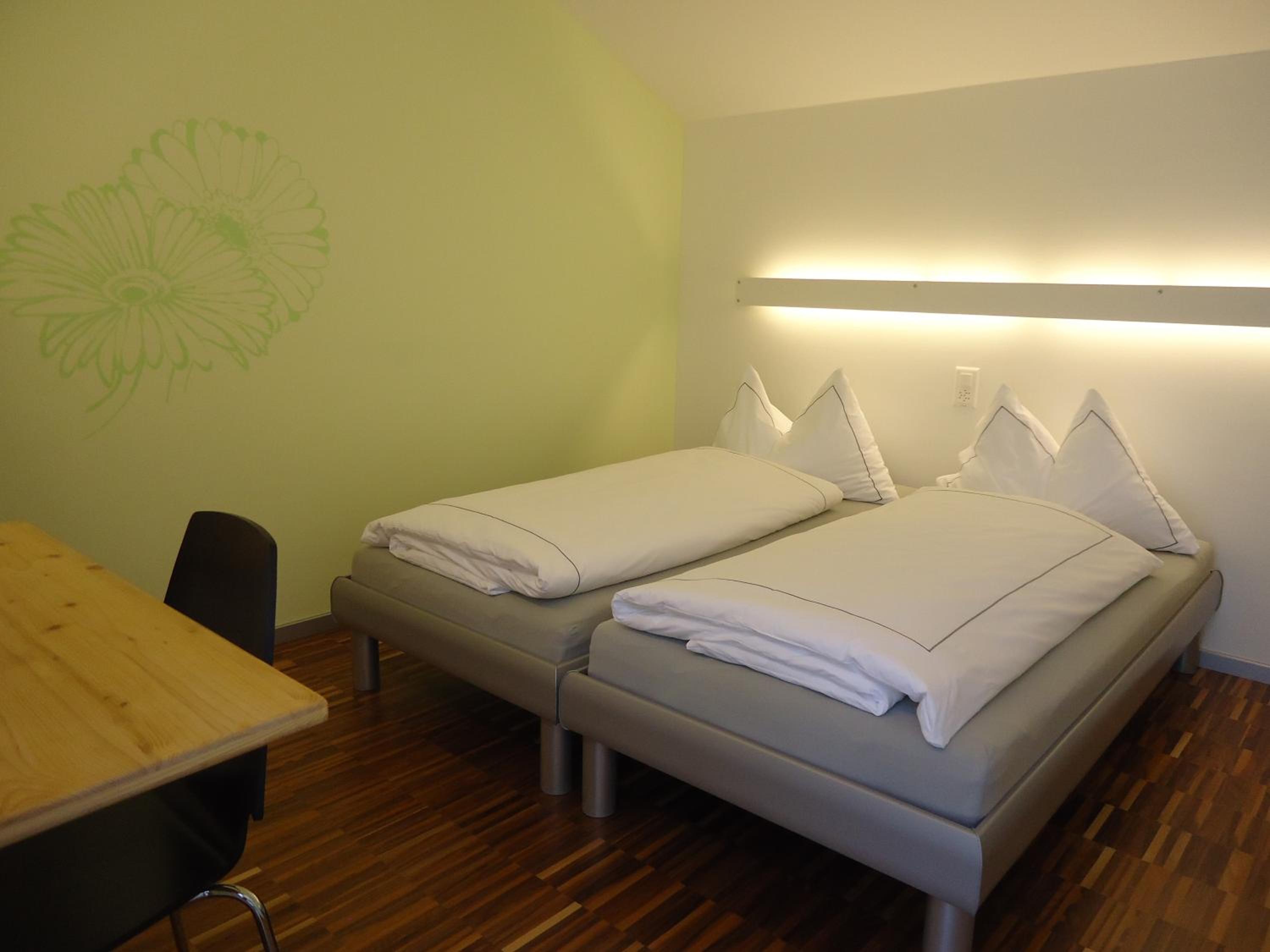 Double or Twin Room - Photo 5
