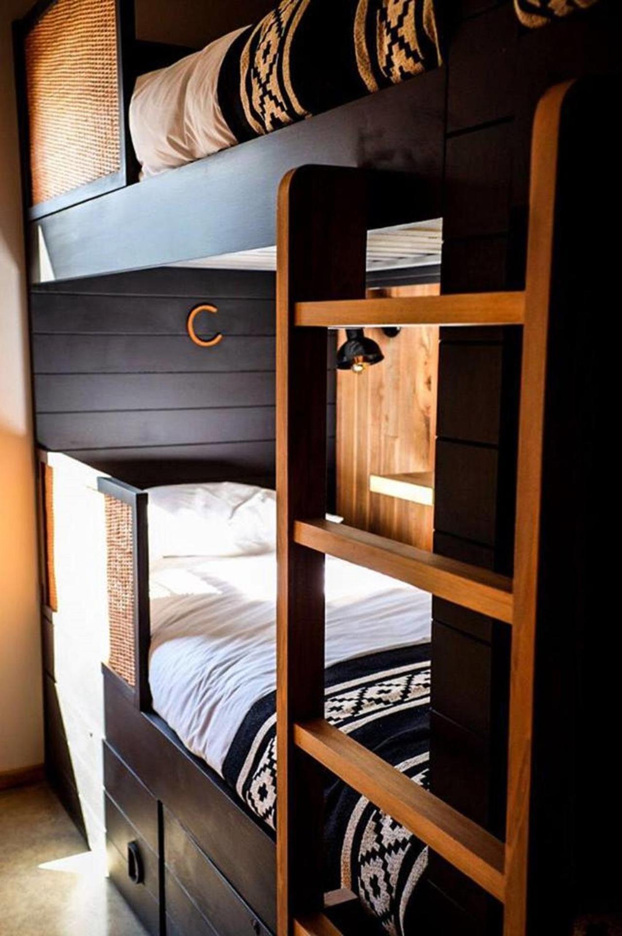 Quadruple Room with Shared Bathroom photo 2