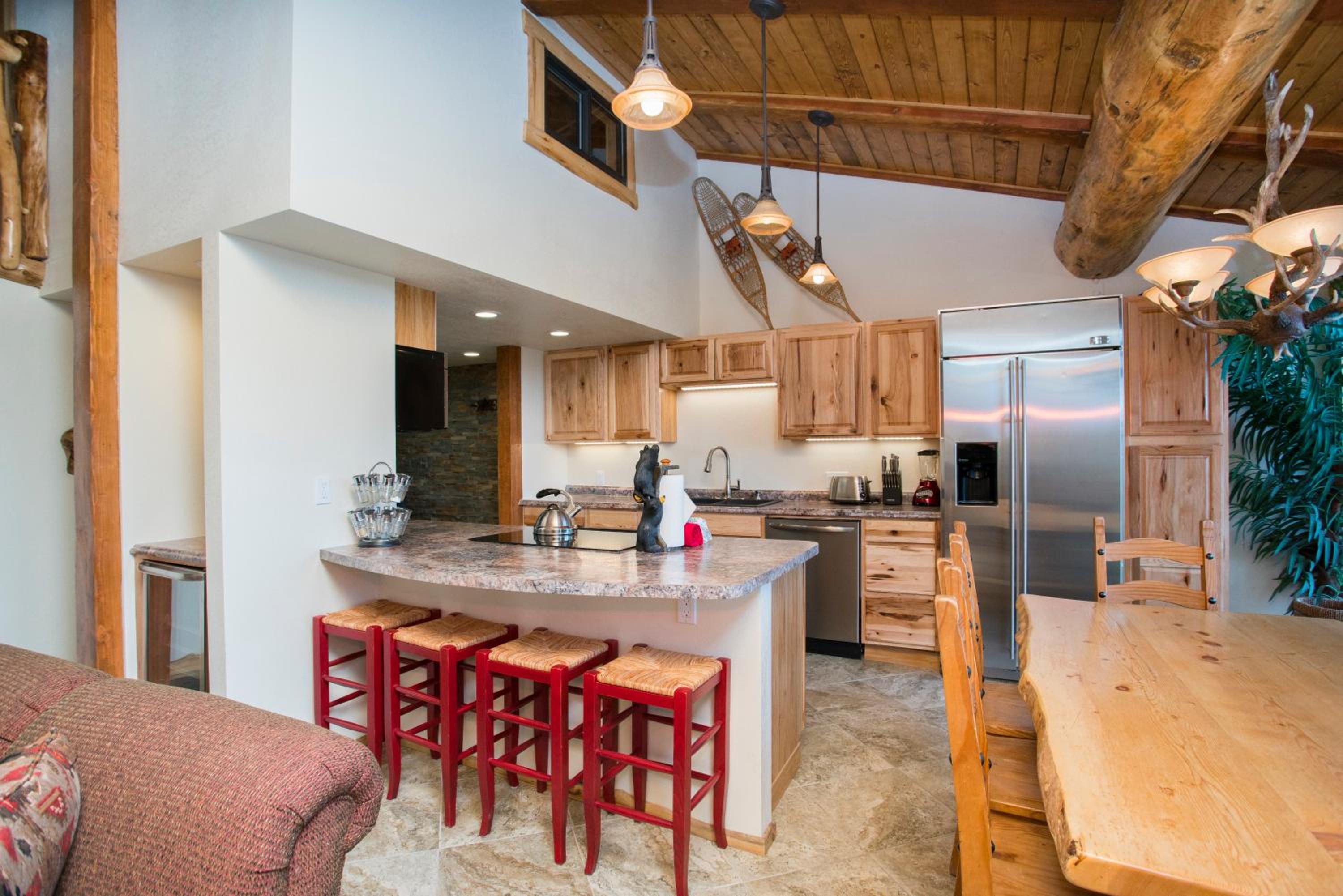 Apartment with Mountain View photo 3