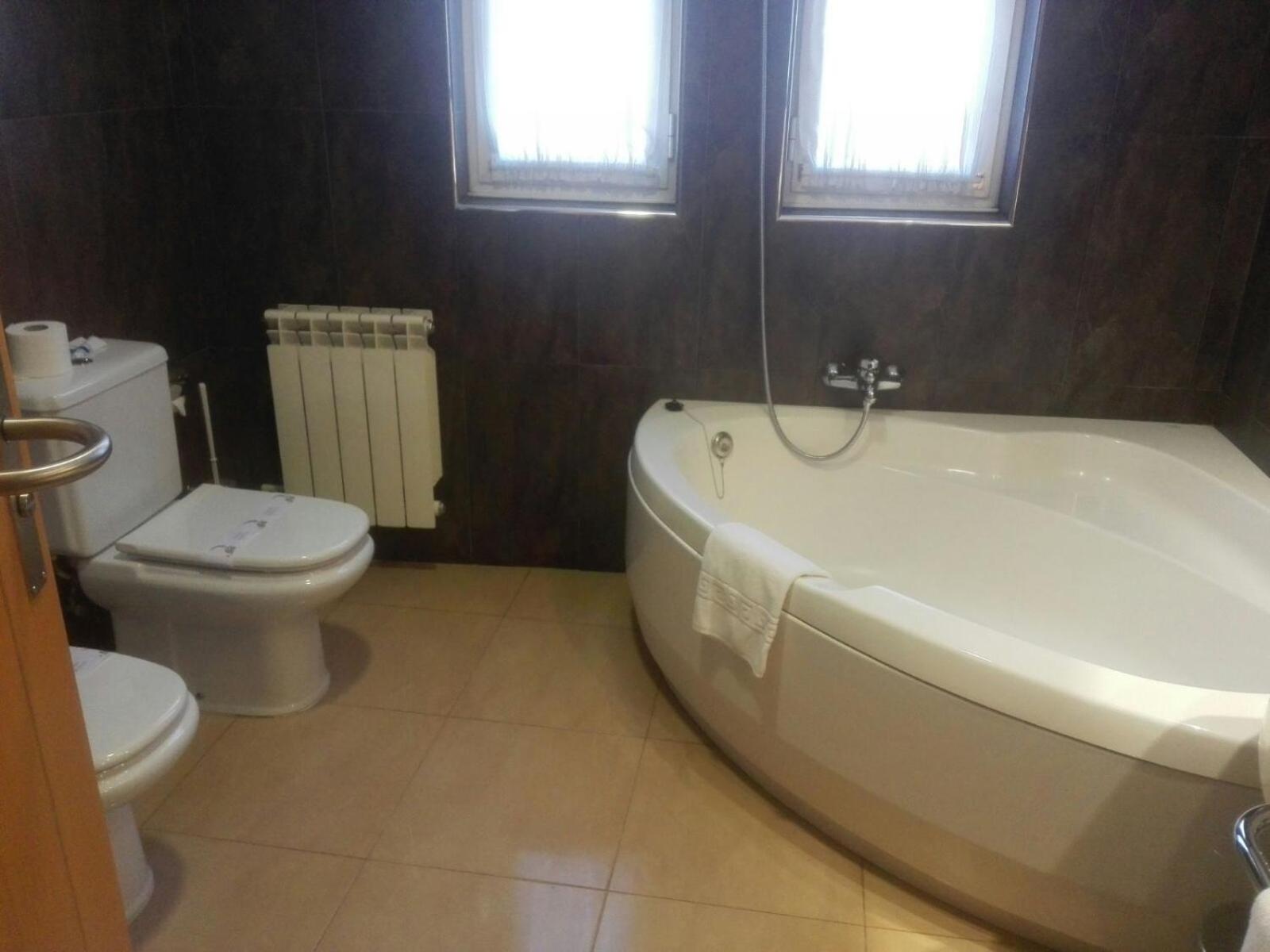Suite - Photo 2