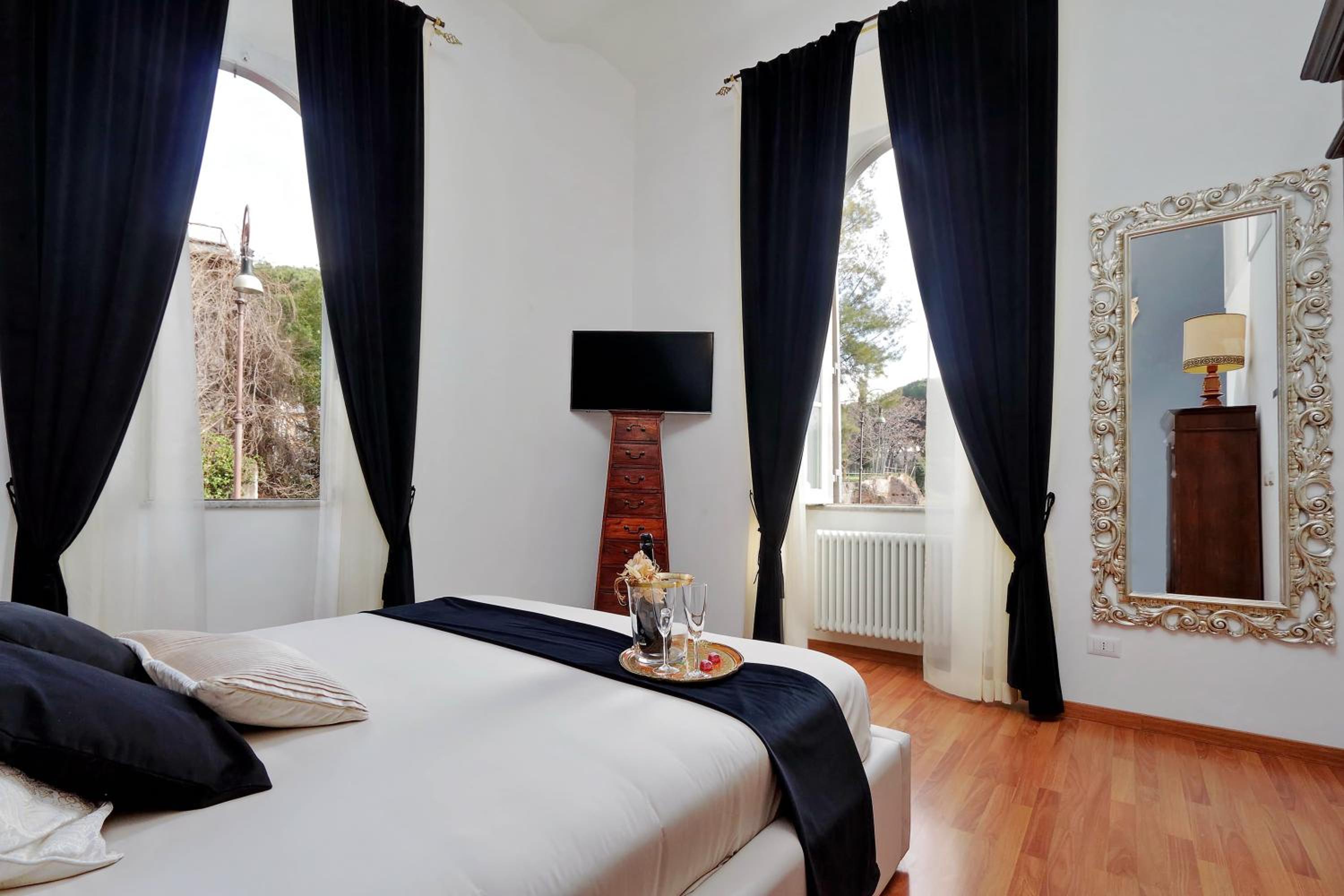 Apartment with Balcony