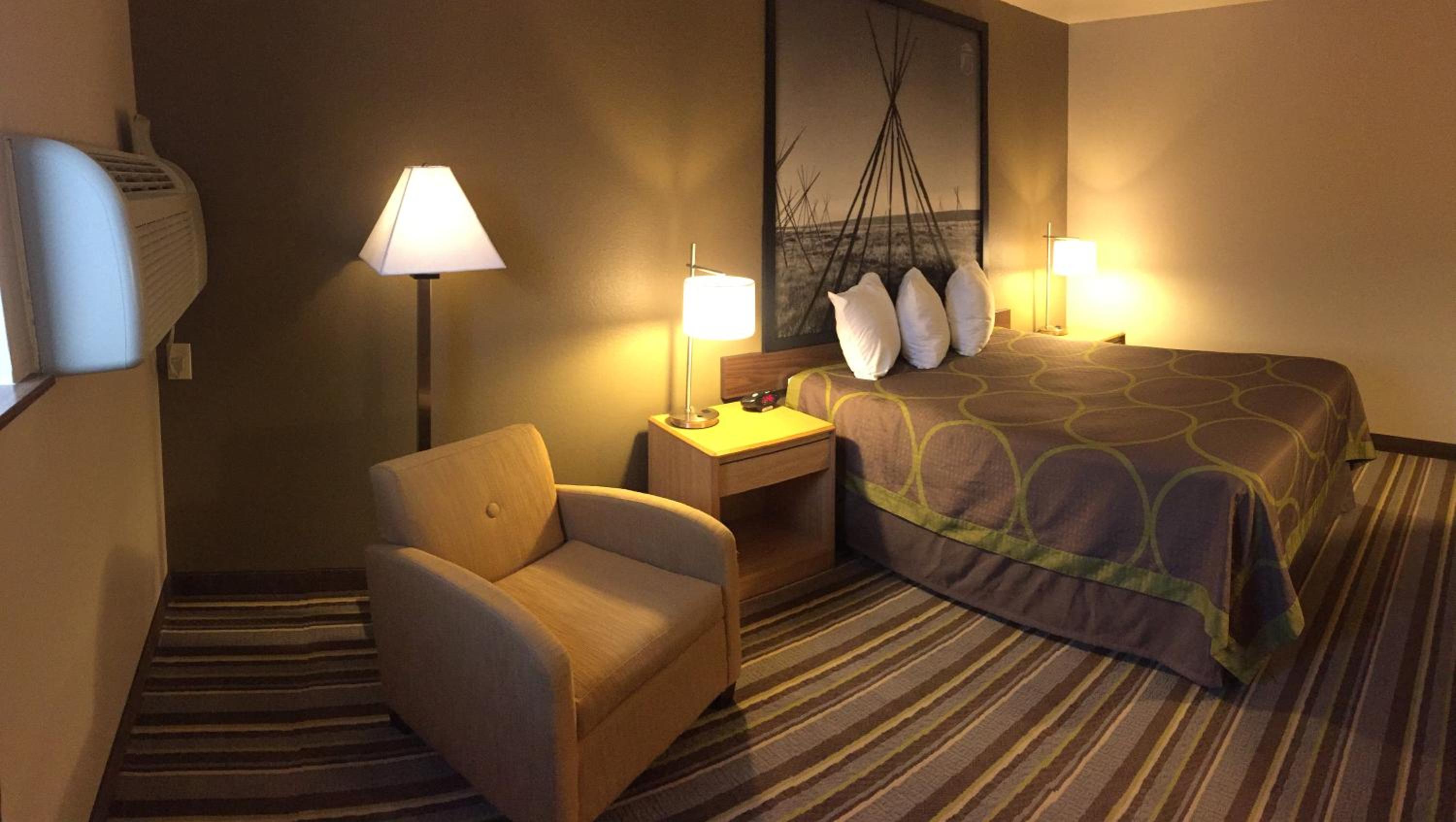 Queen Room - Disability Access/Non-Smoking - Photo 4