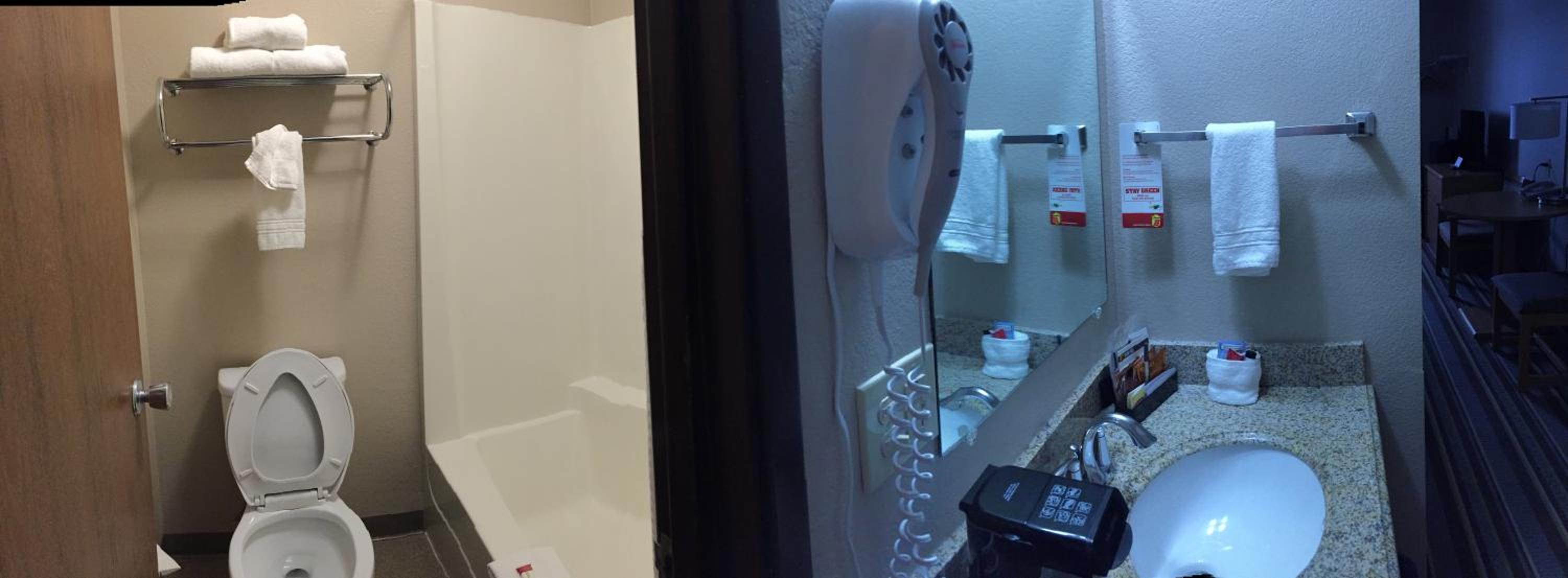 King Room - Non-Smoking - Photo 4