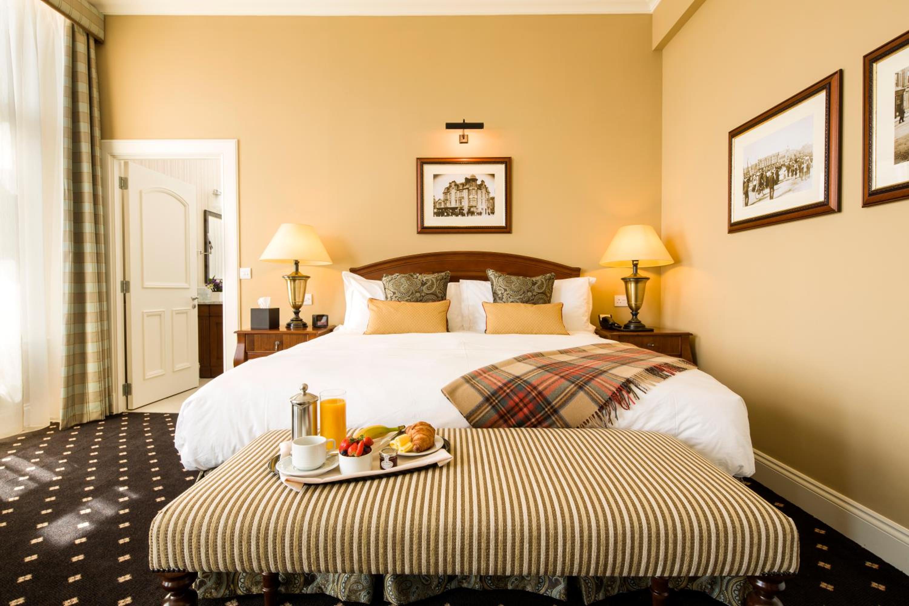 Superior Double or Twin Room photo 3