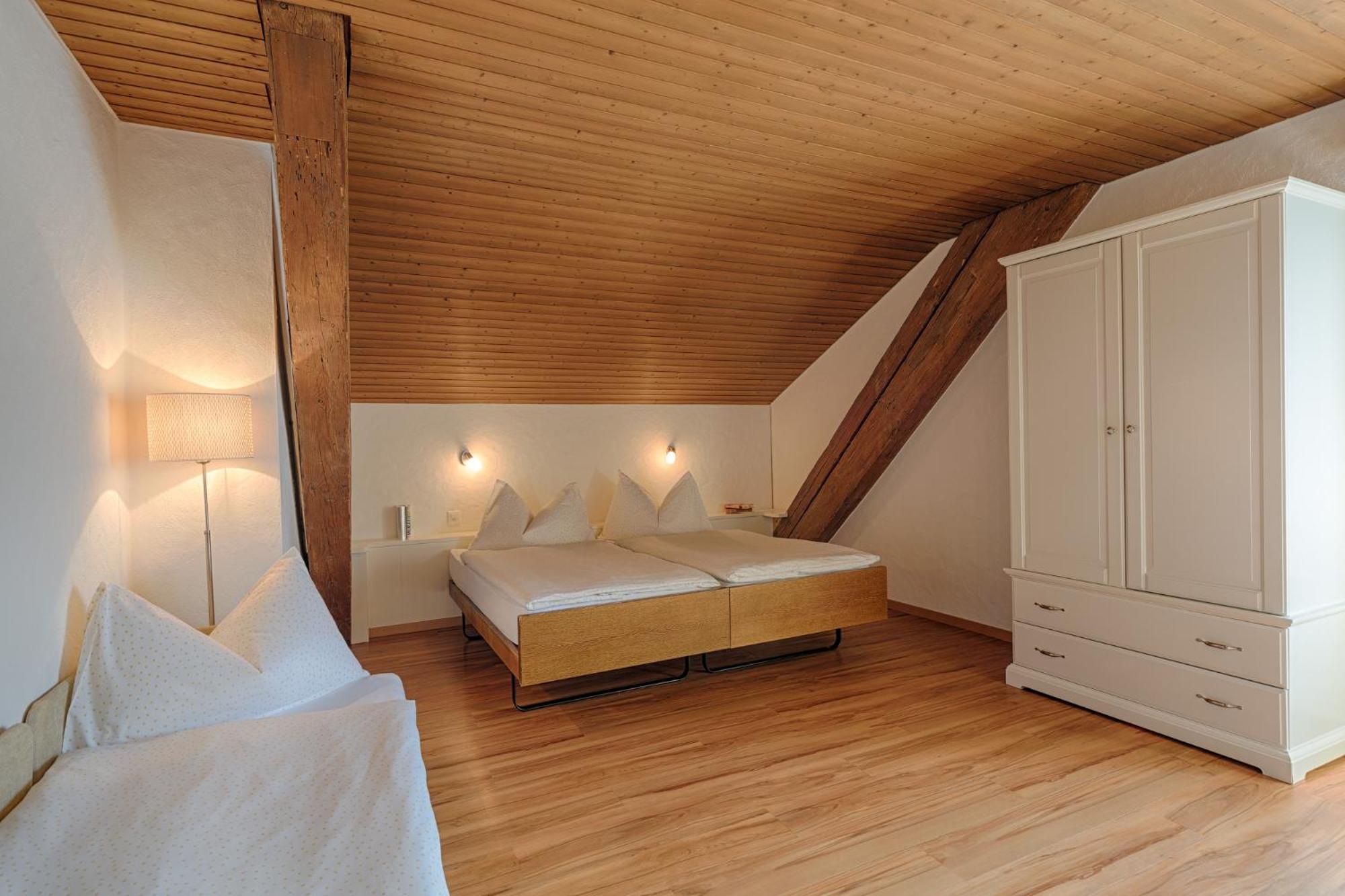 Standard Triple Room photo 3