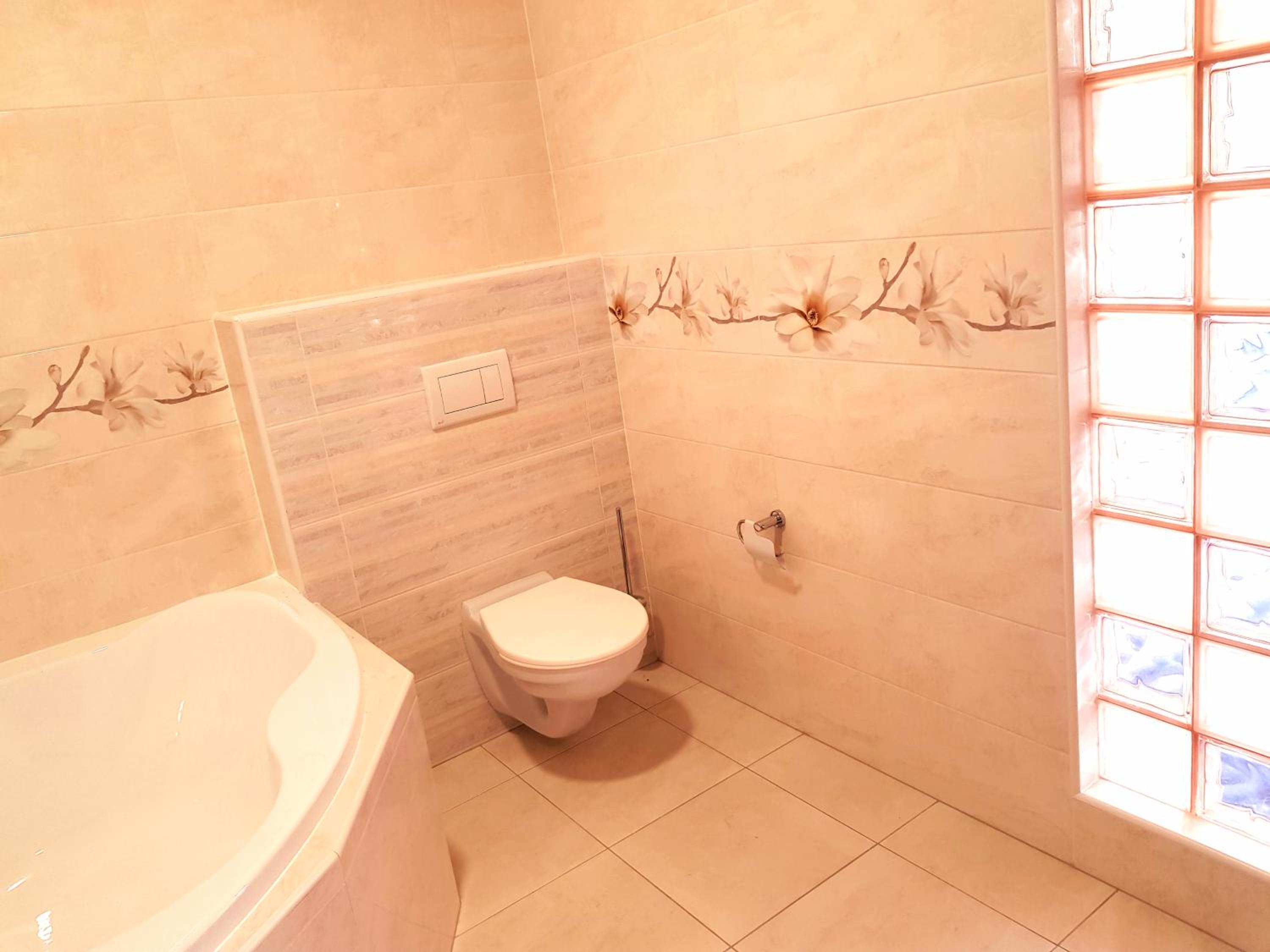 Deluxe Double Room with Castle View