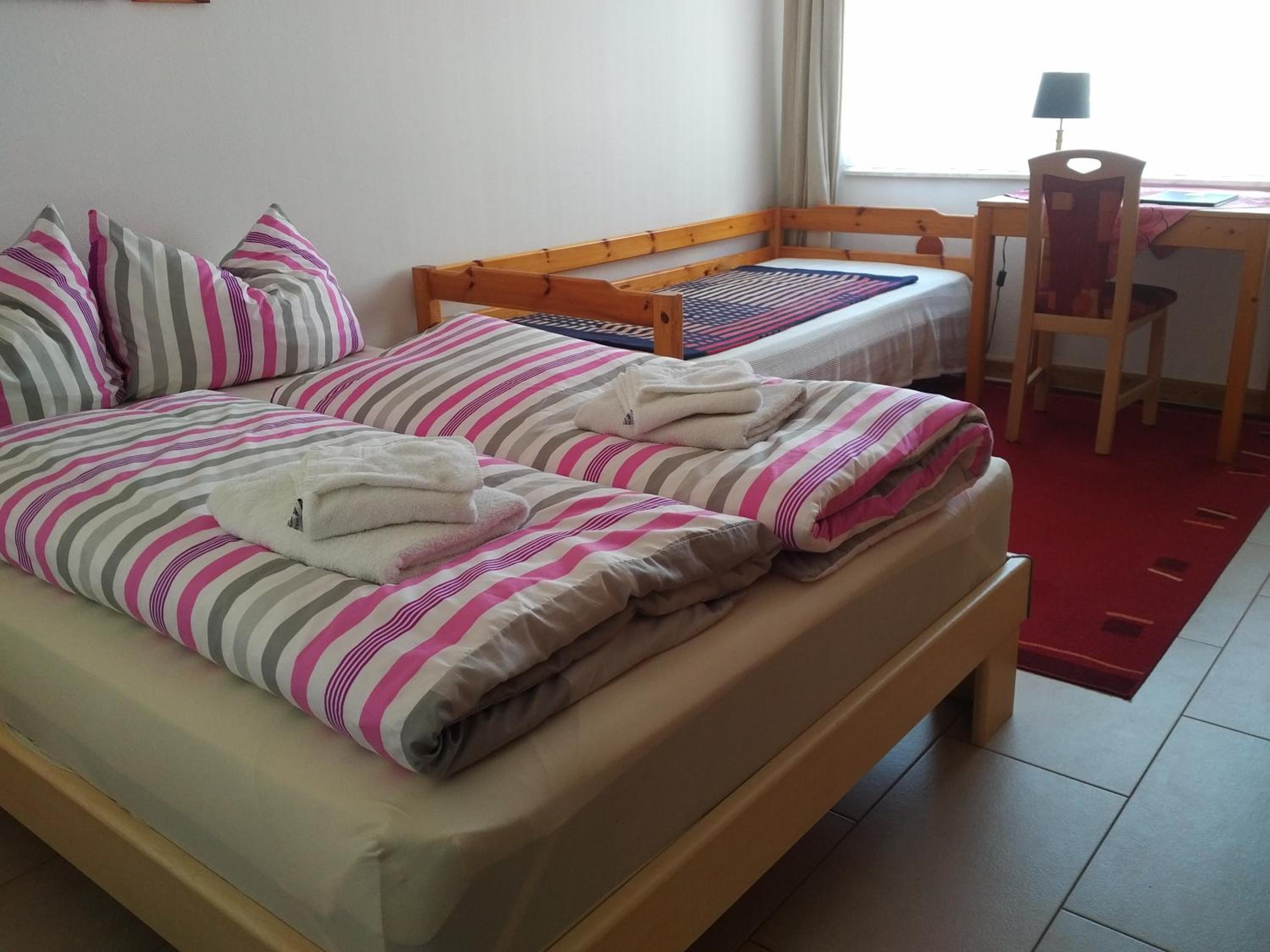 Double Room with Shared Bathroom photo 1