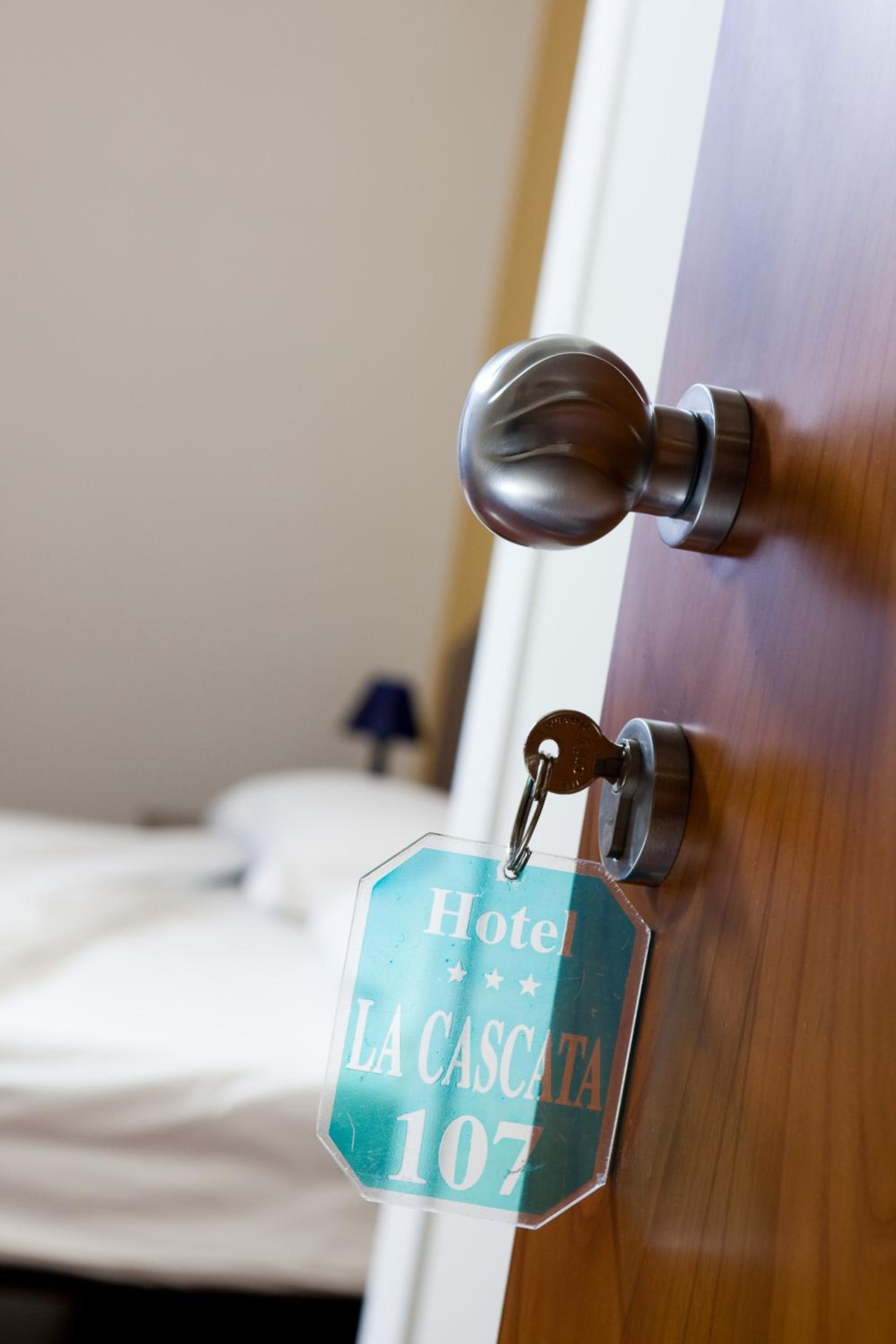 Double Room - Photo 4