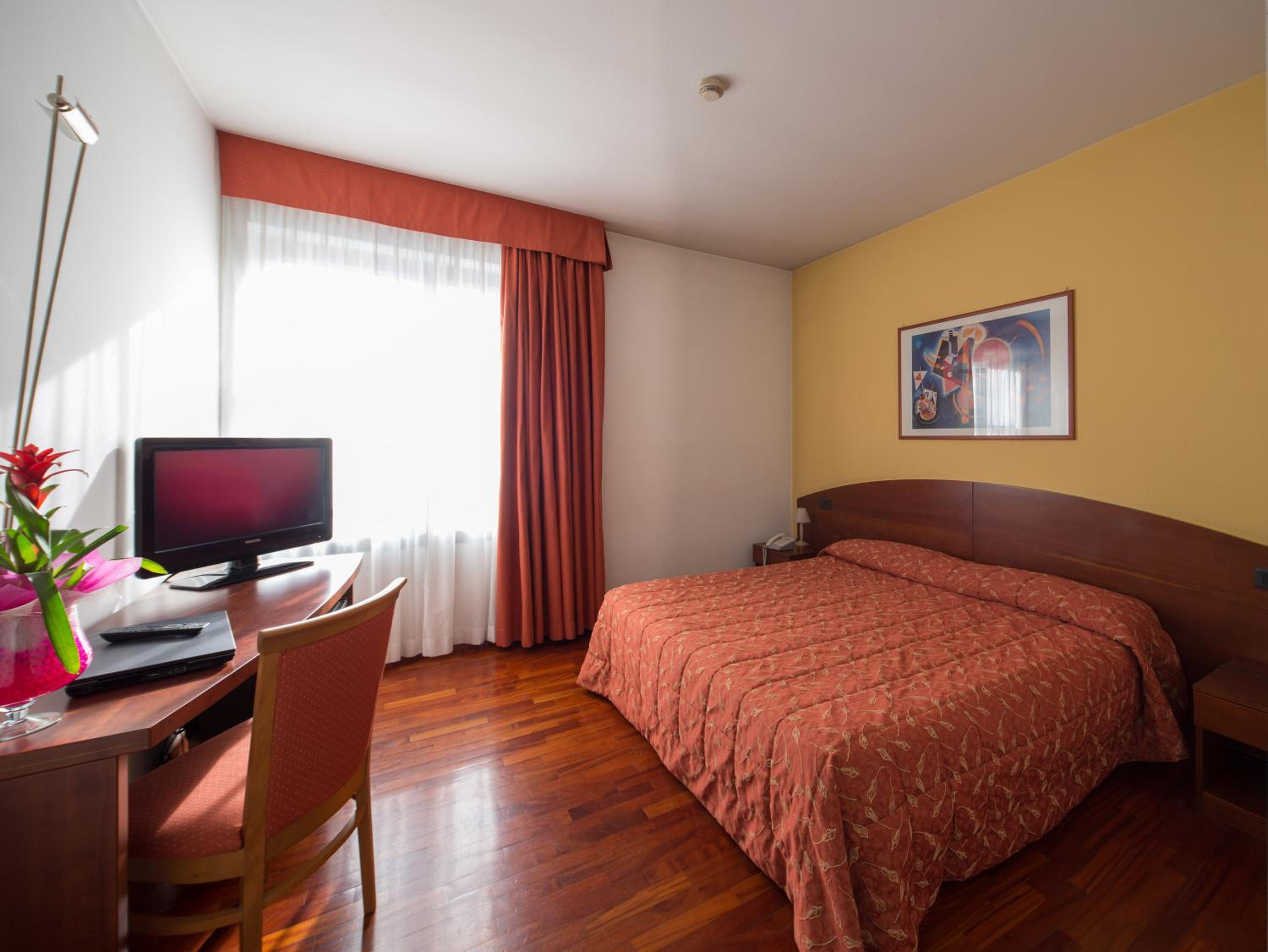 Double Room - Photo 1