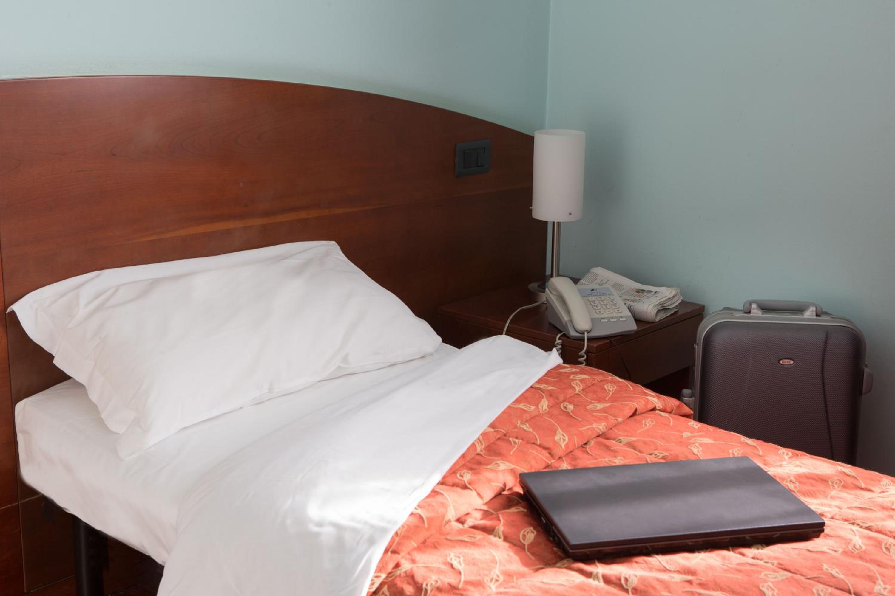Double Room - Photo 3