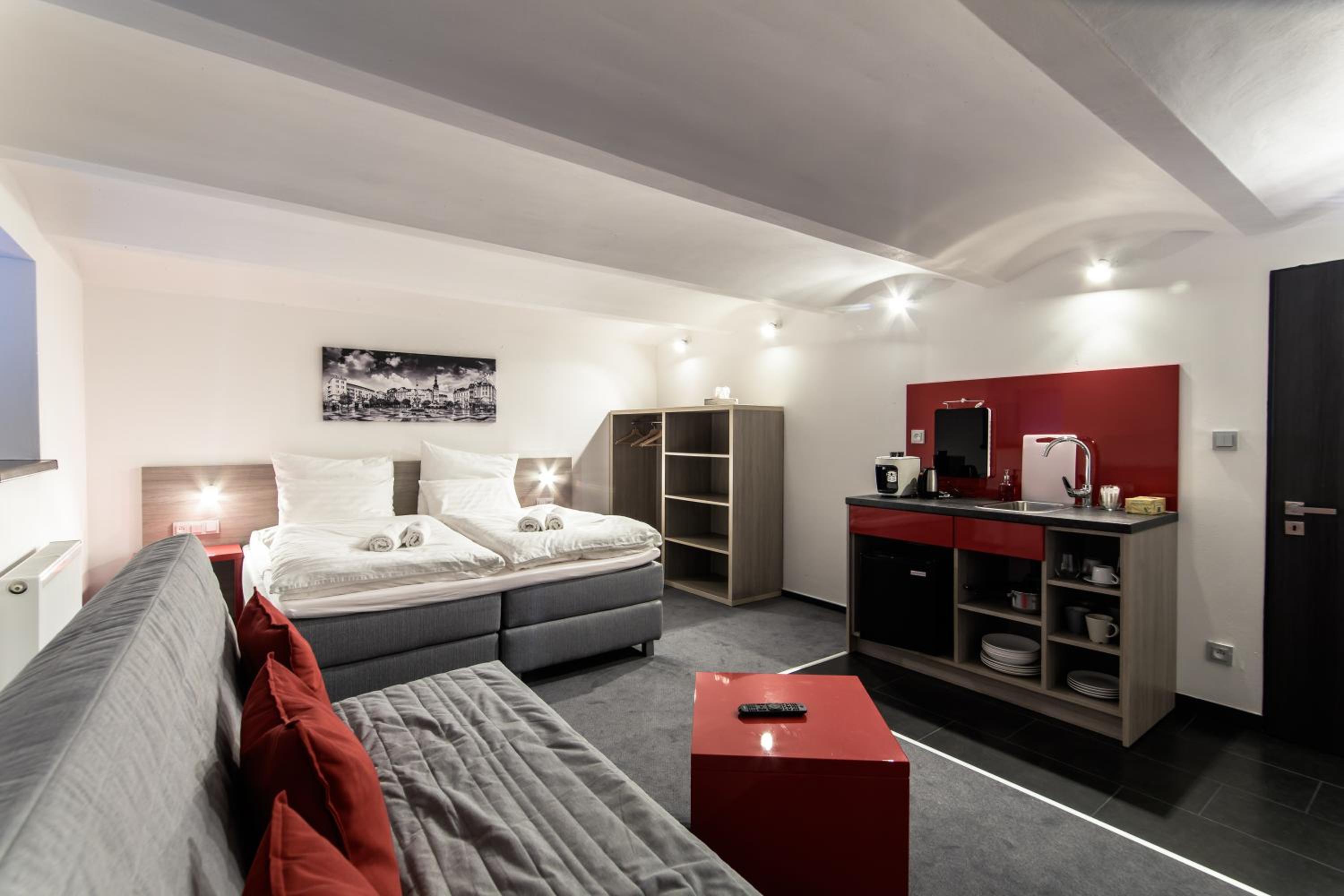 King Studio with Sofa Bed