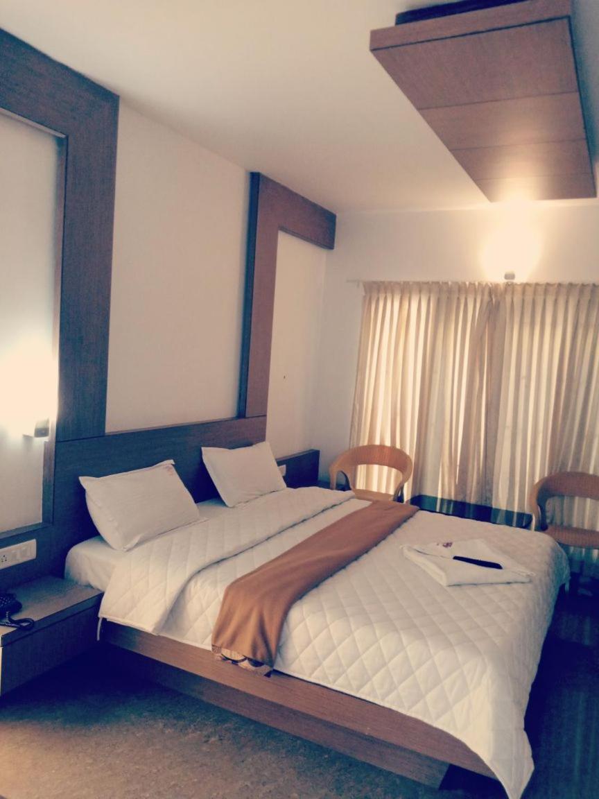 Standard Double Room - Photo 5