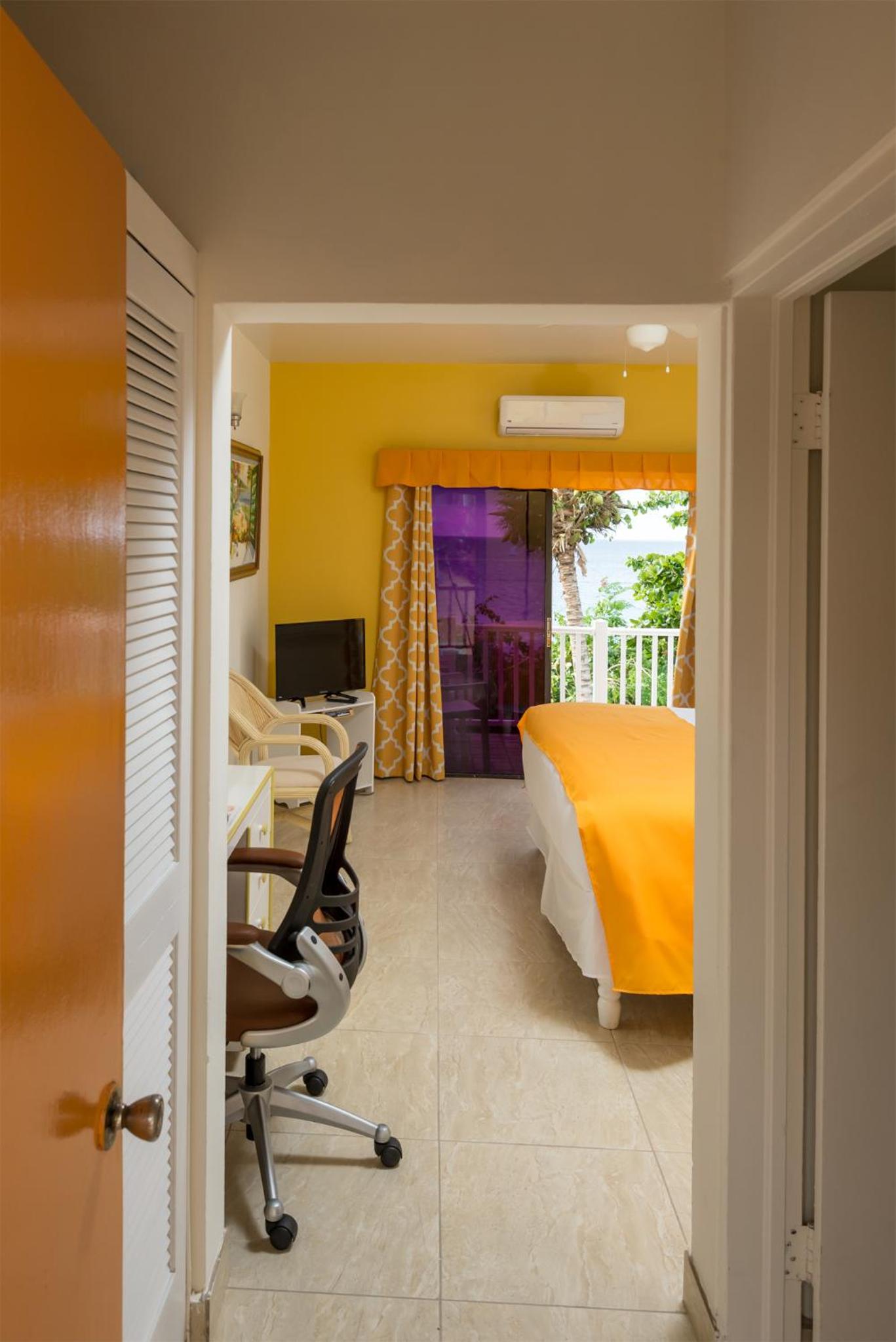 King Room with Sea View photo 1