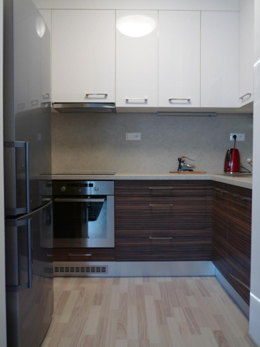 Apartment photo 2
