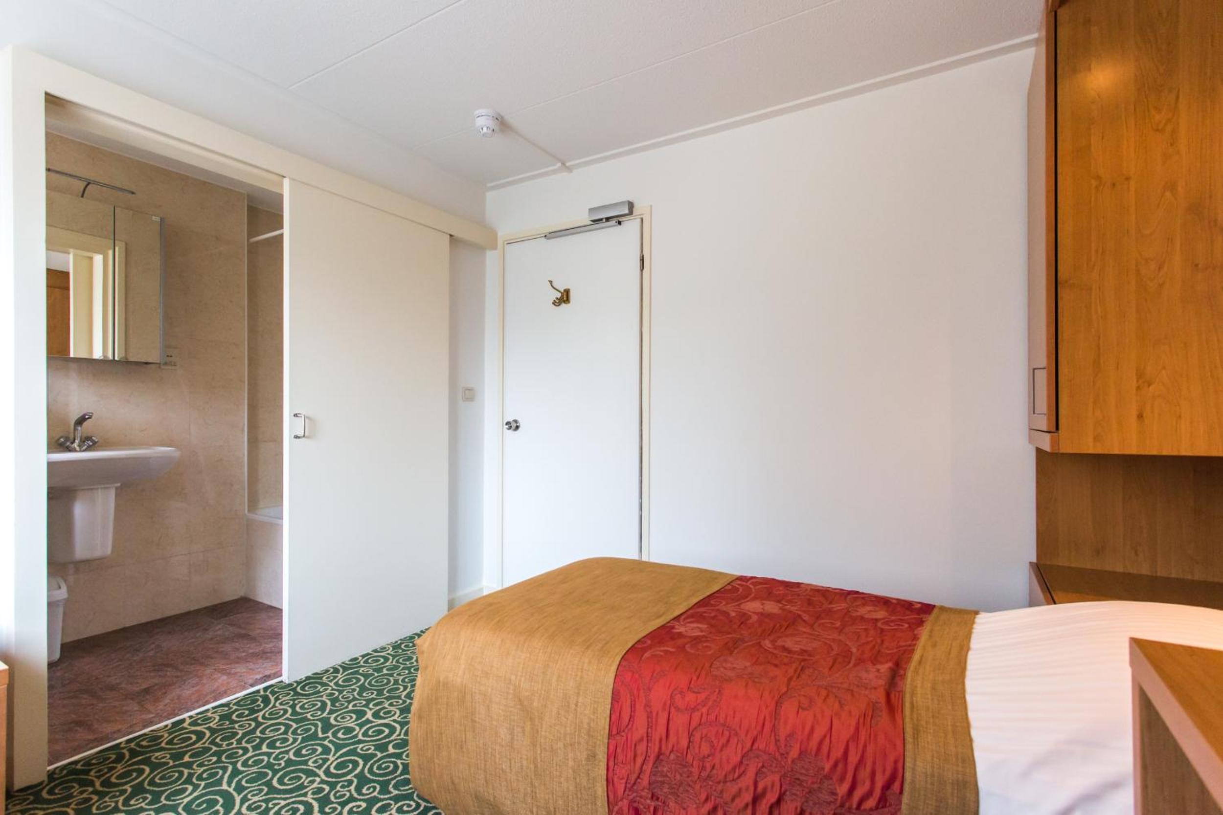 Single Room photo 3