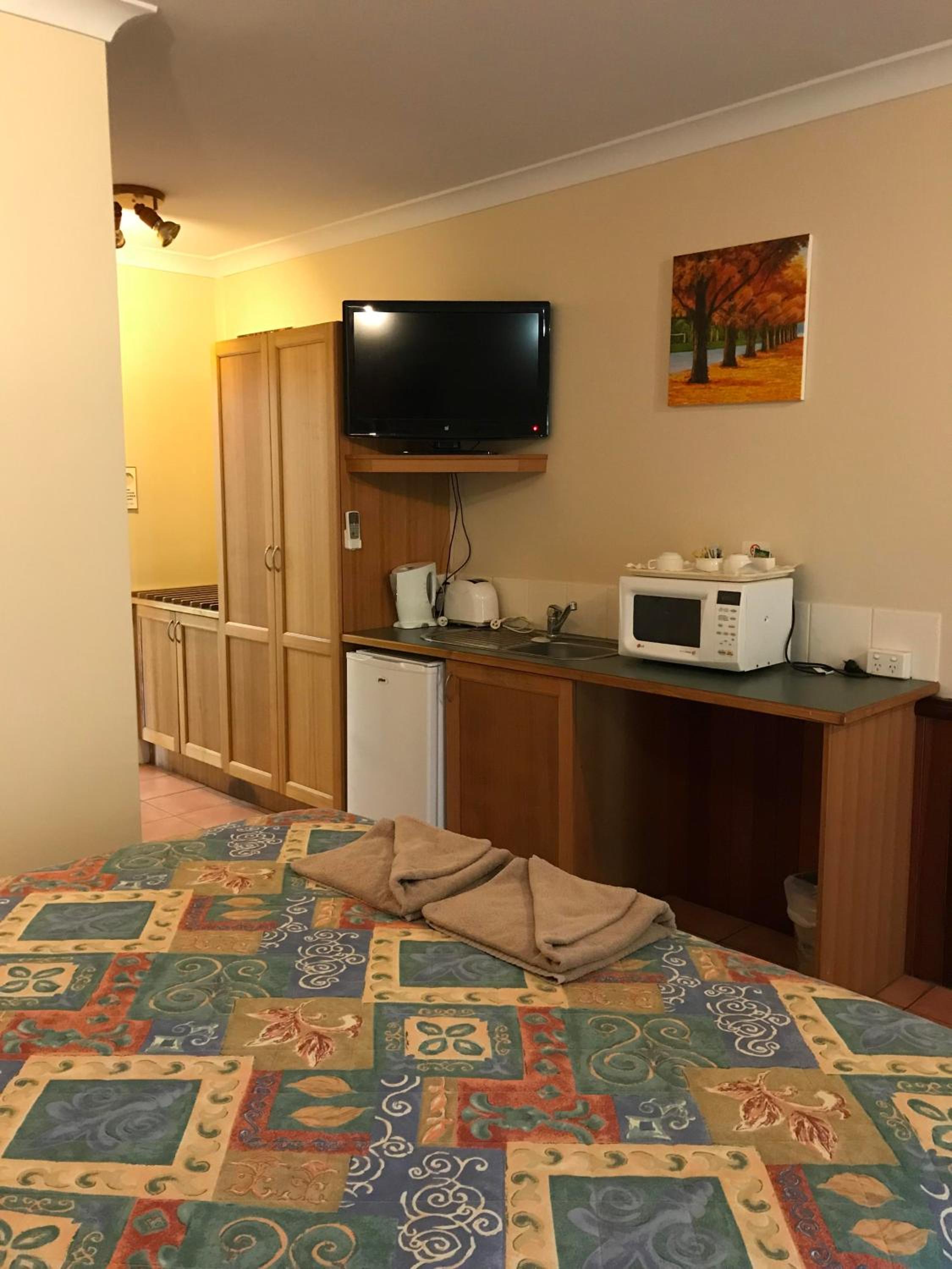 Standard Double Room photo 3