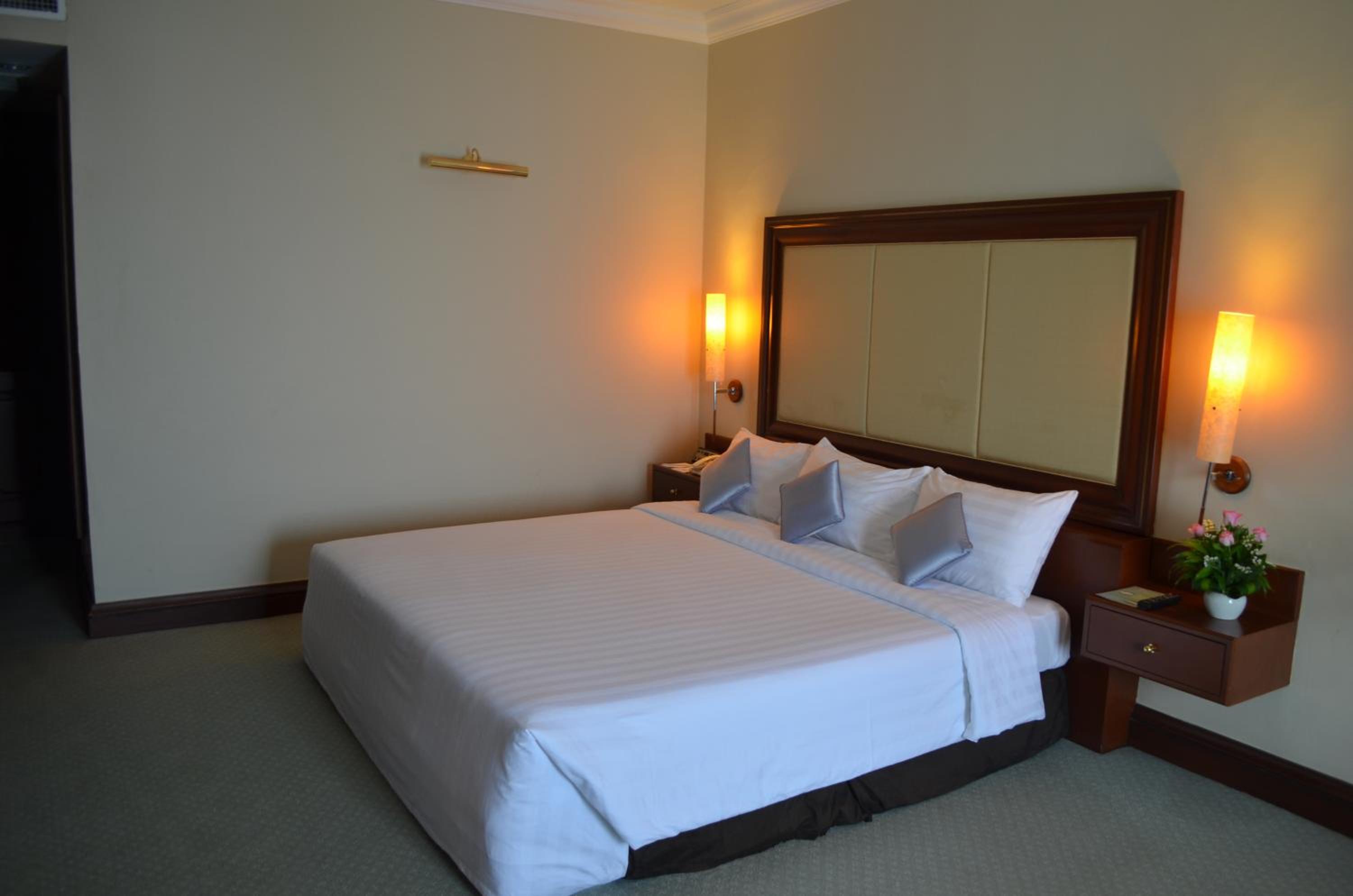 Junior Suite City View - Photo 4