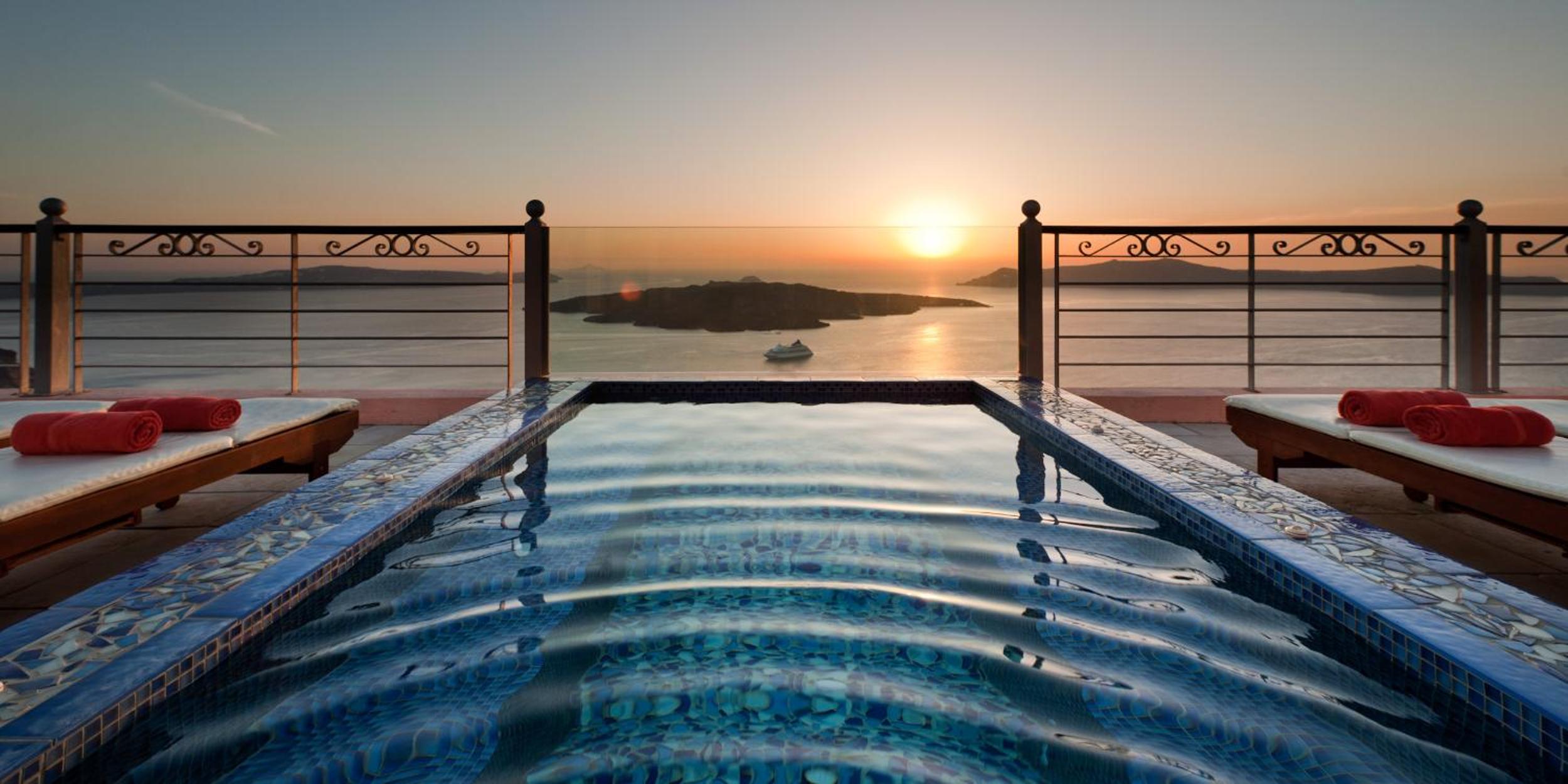 Honeymoon Villa with Hot Tub and Caldera View - Photo 27