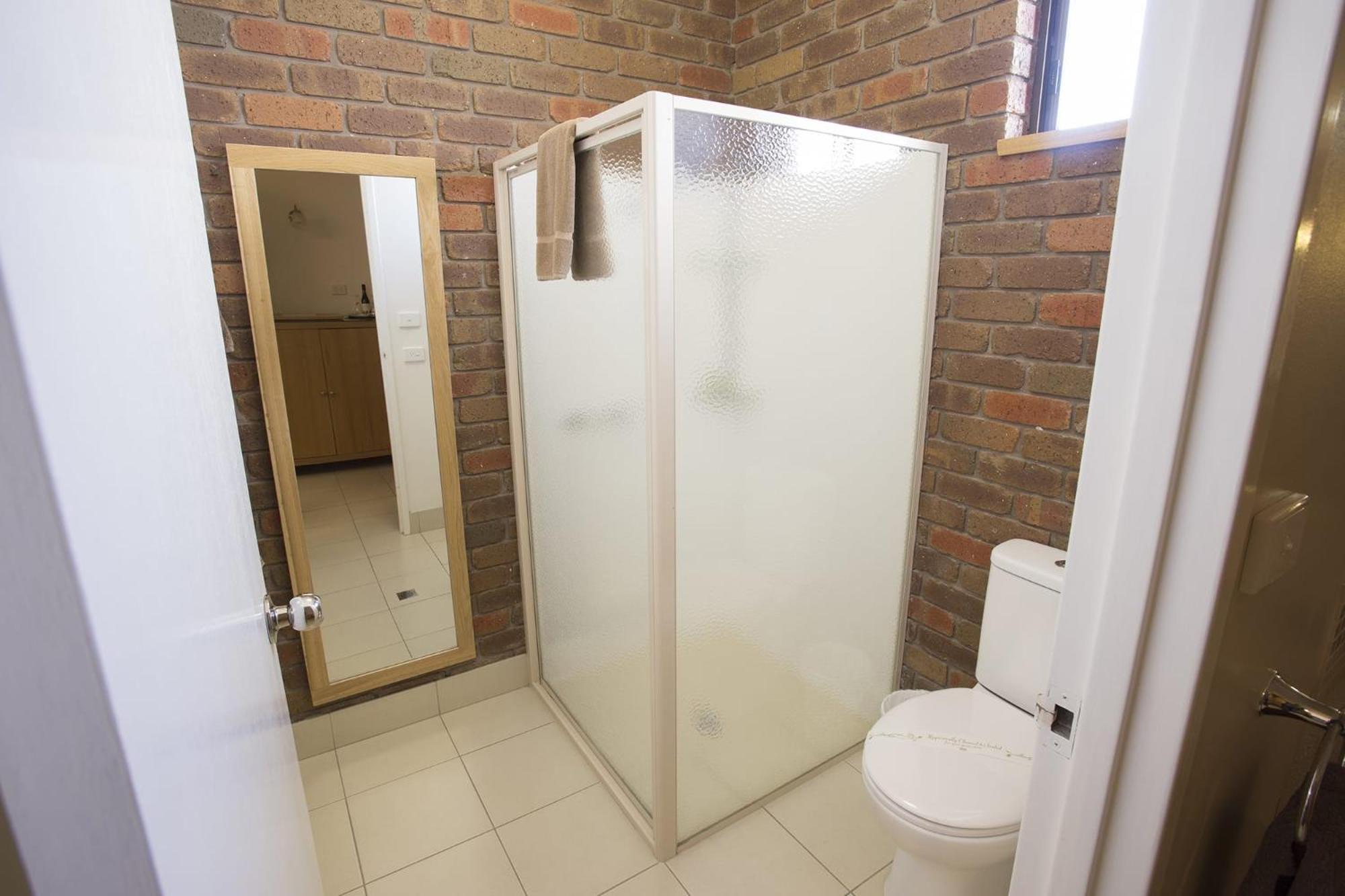 Deluxe Double Room - Photo 7