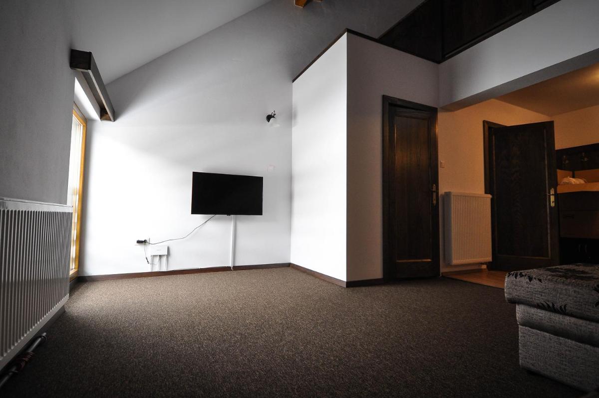 Studio Apartment photo 1
