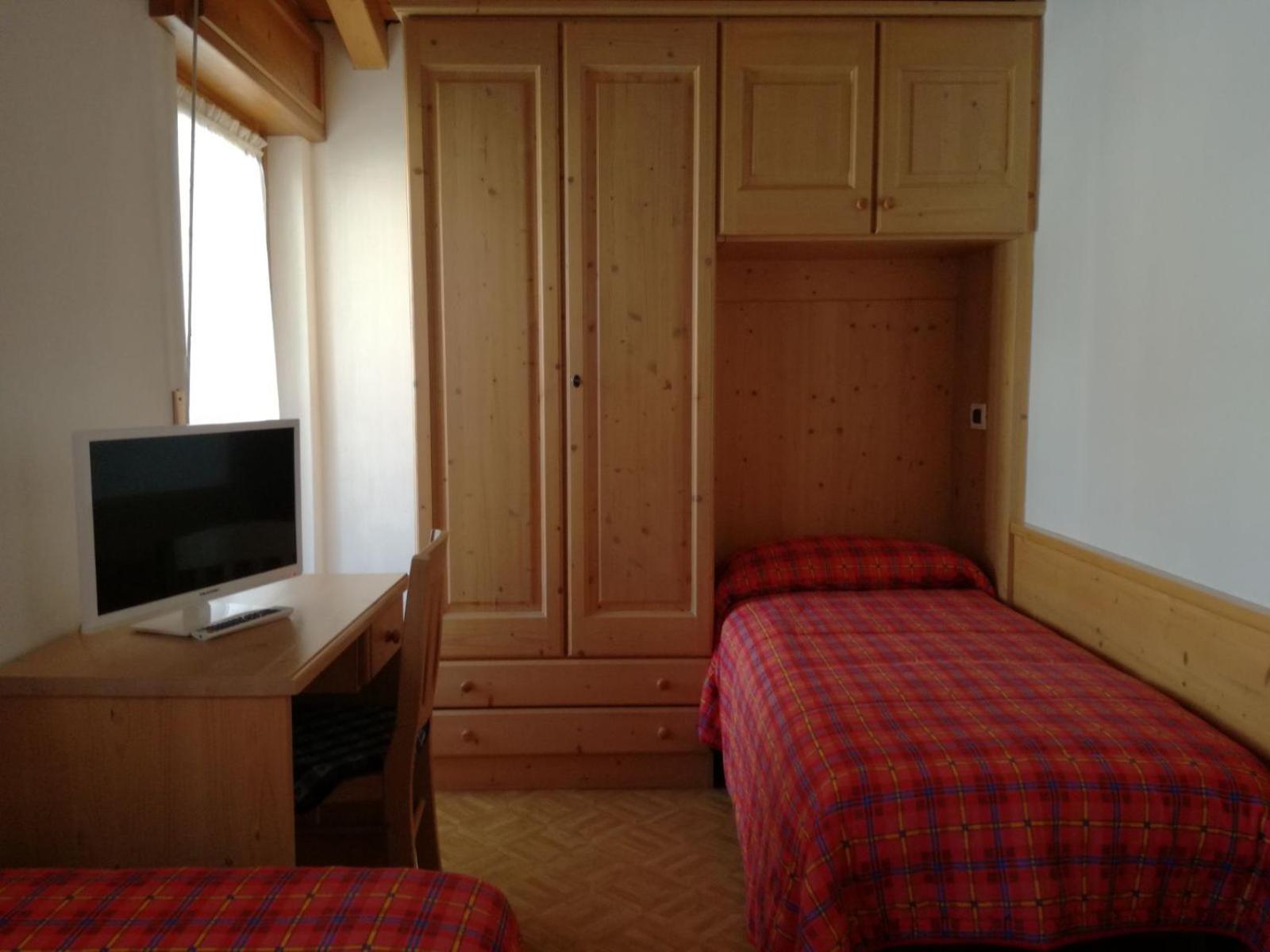 Single Room with Mountain View - Mansard photo 3