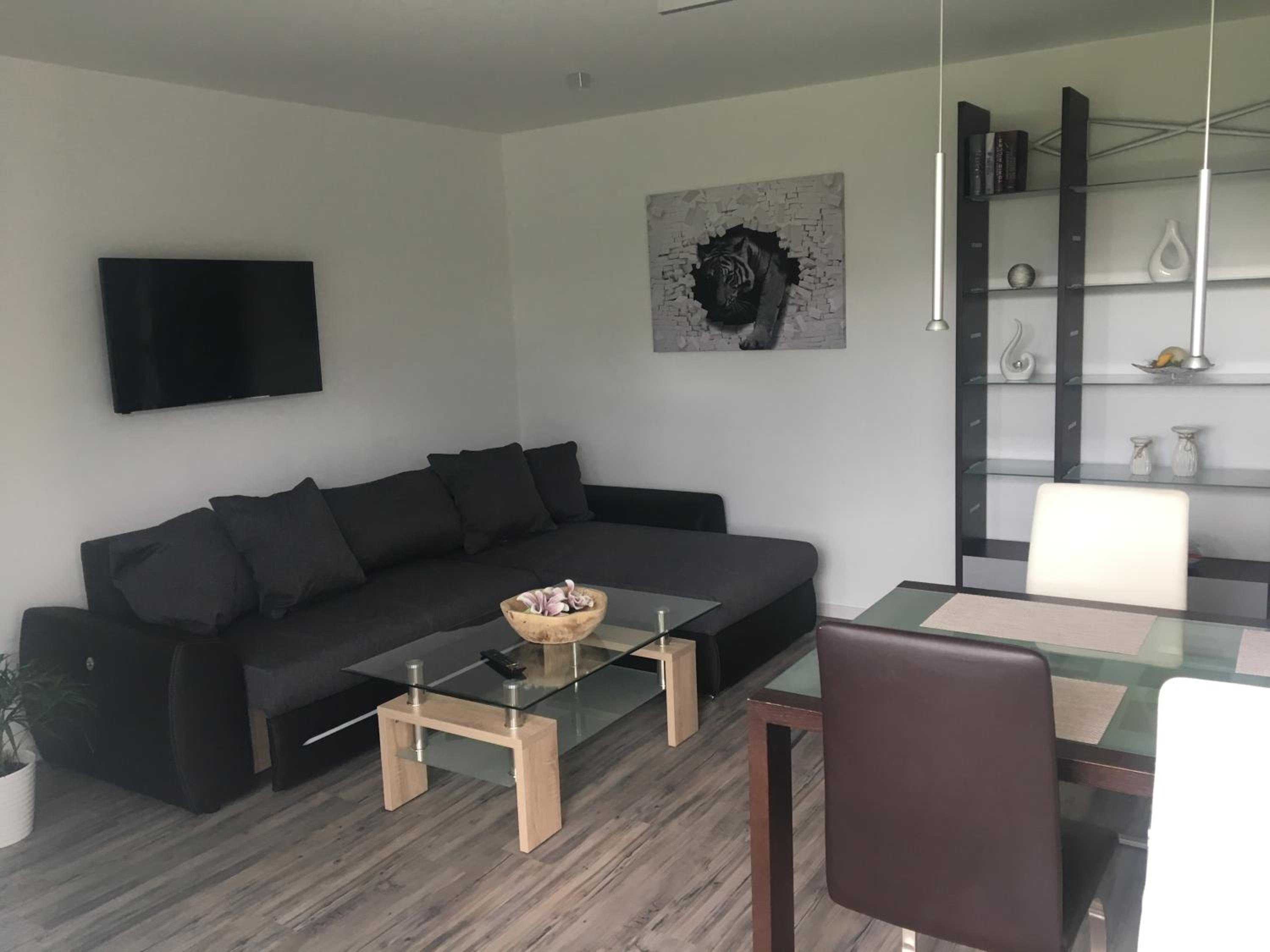 Apartment photo 1