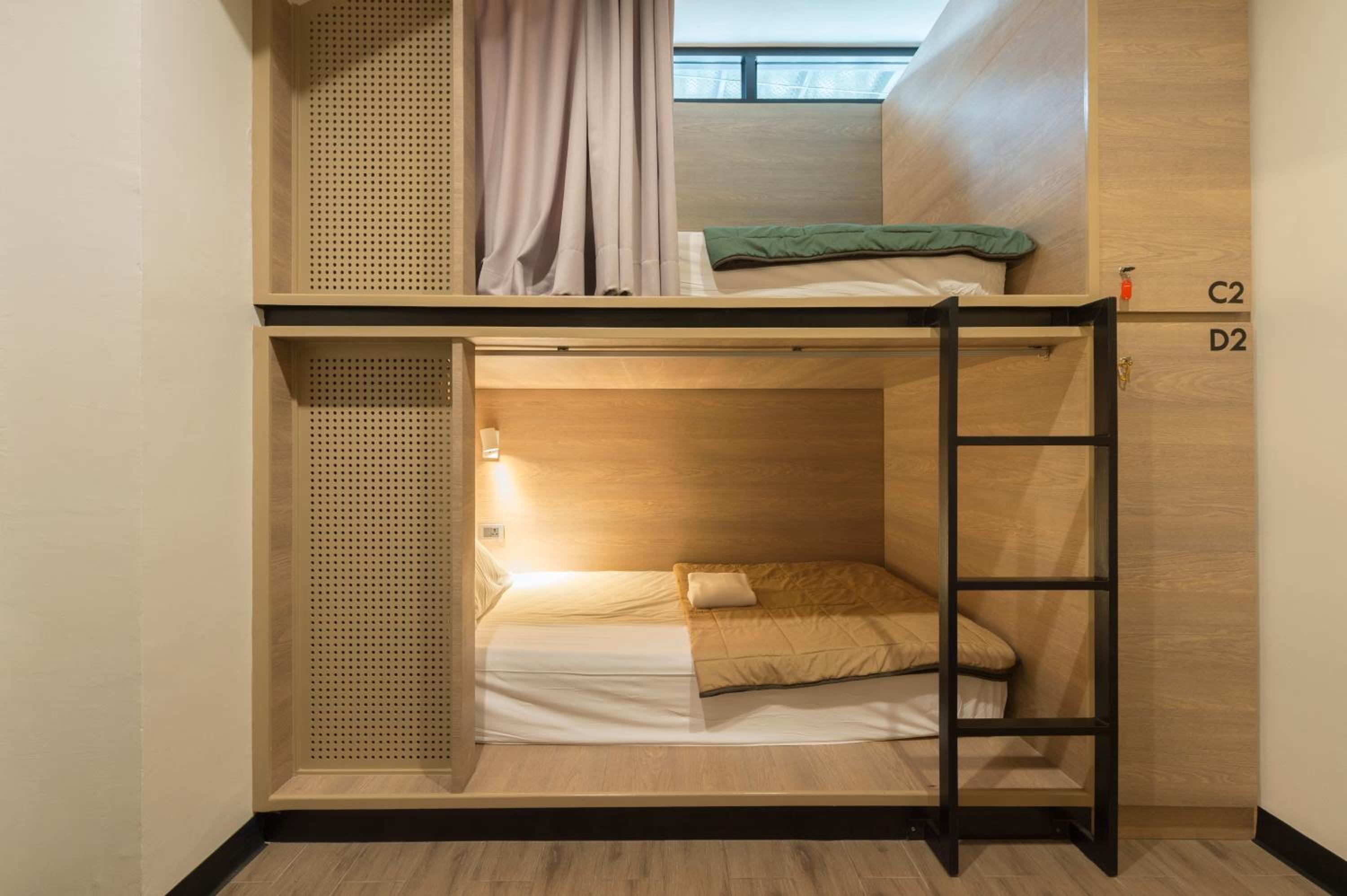 Bed in 4-Bed Female Dormitory Room photo 1