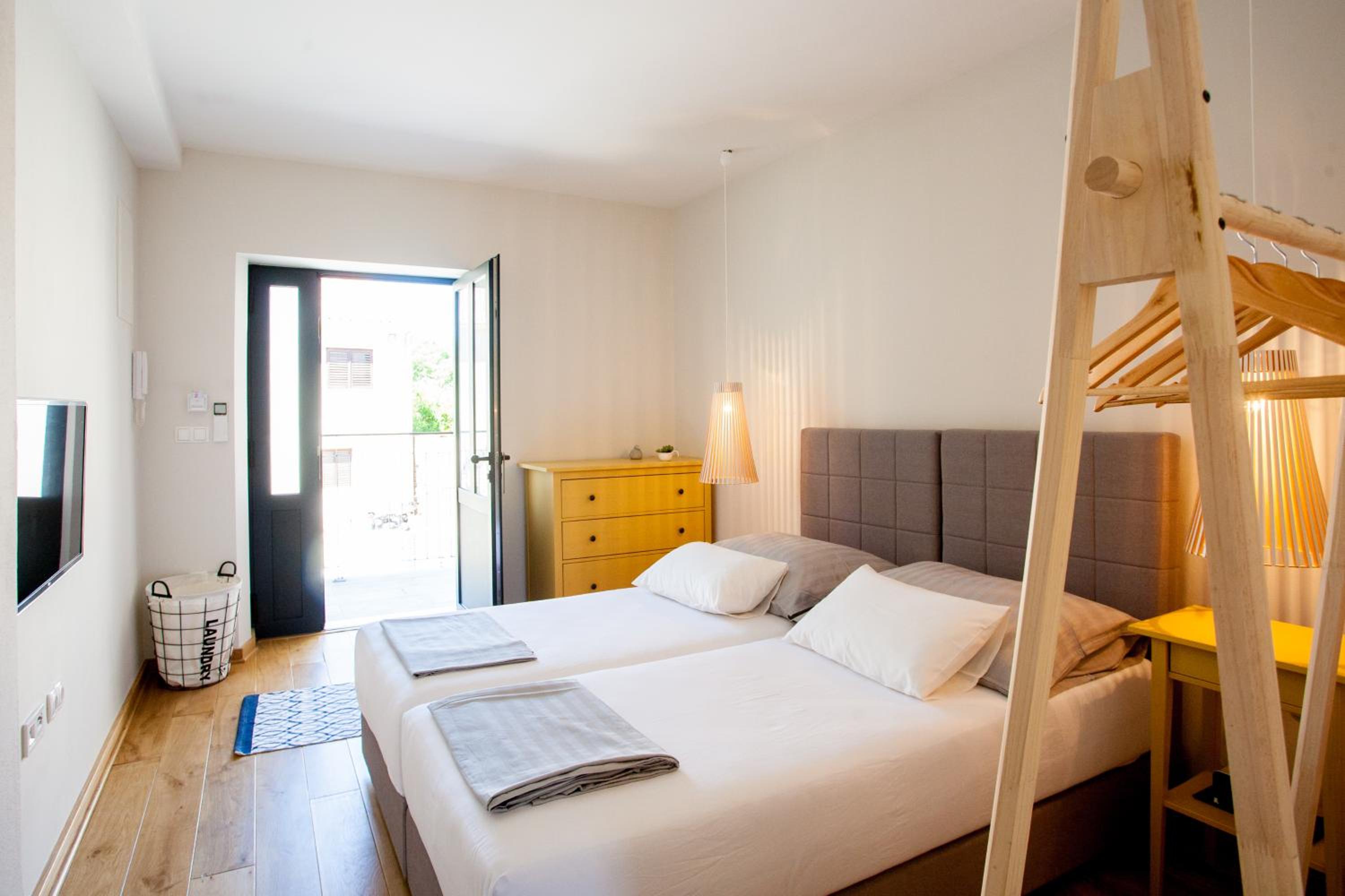 Studio Apartment photo 3