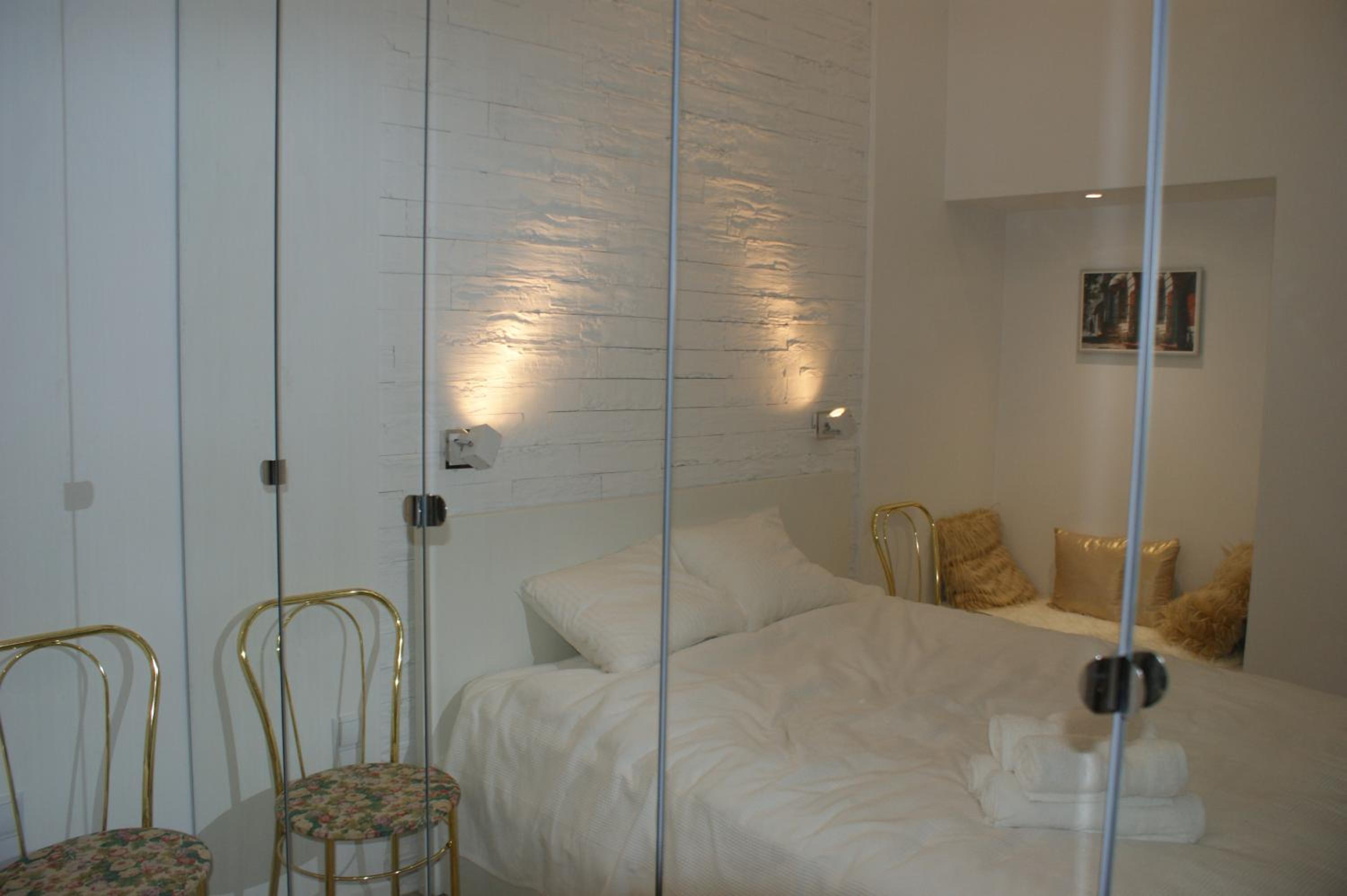 Apartment - Photo 18