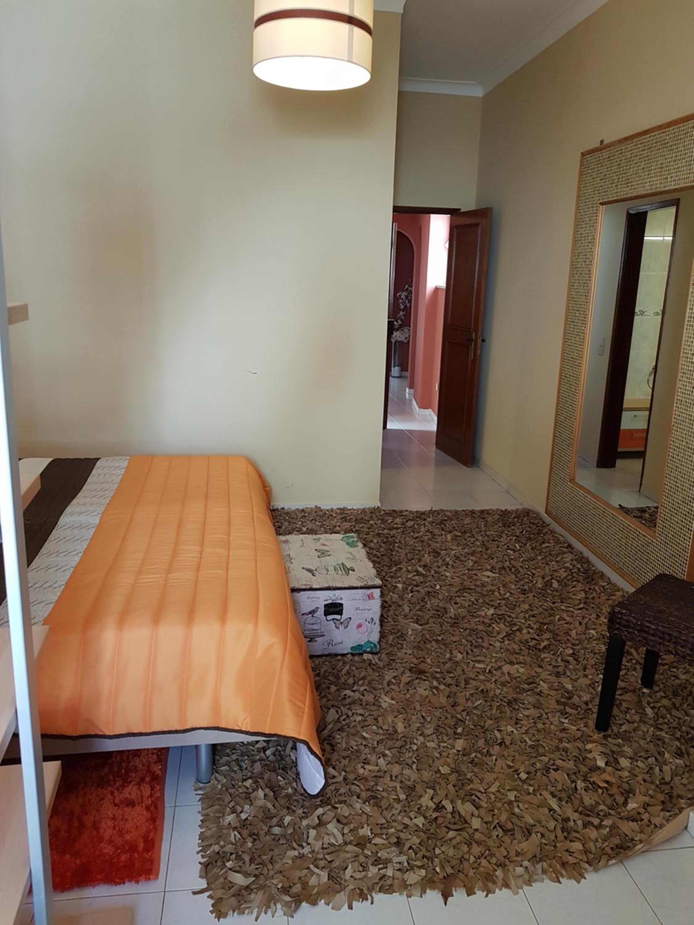 Small Double or Twin Room photo 3