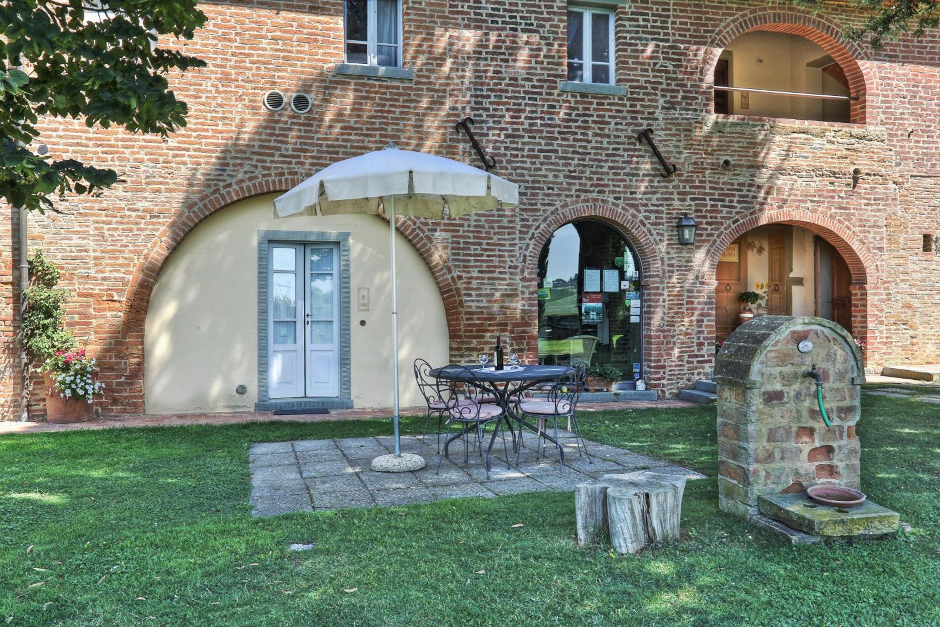 Two-Bedroom House photo 2