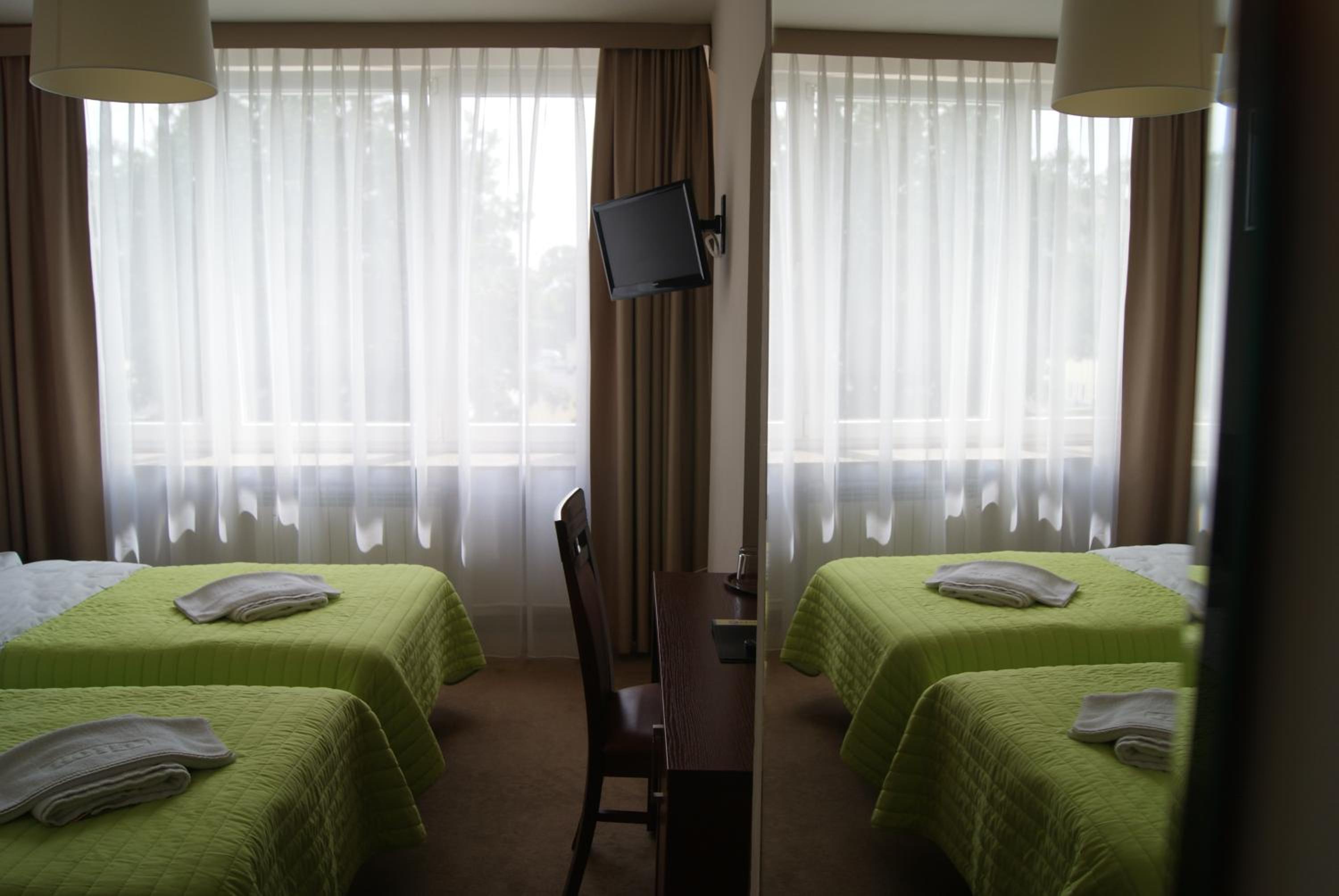 Standard Twin Room photo 2